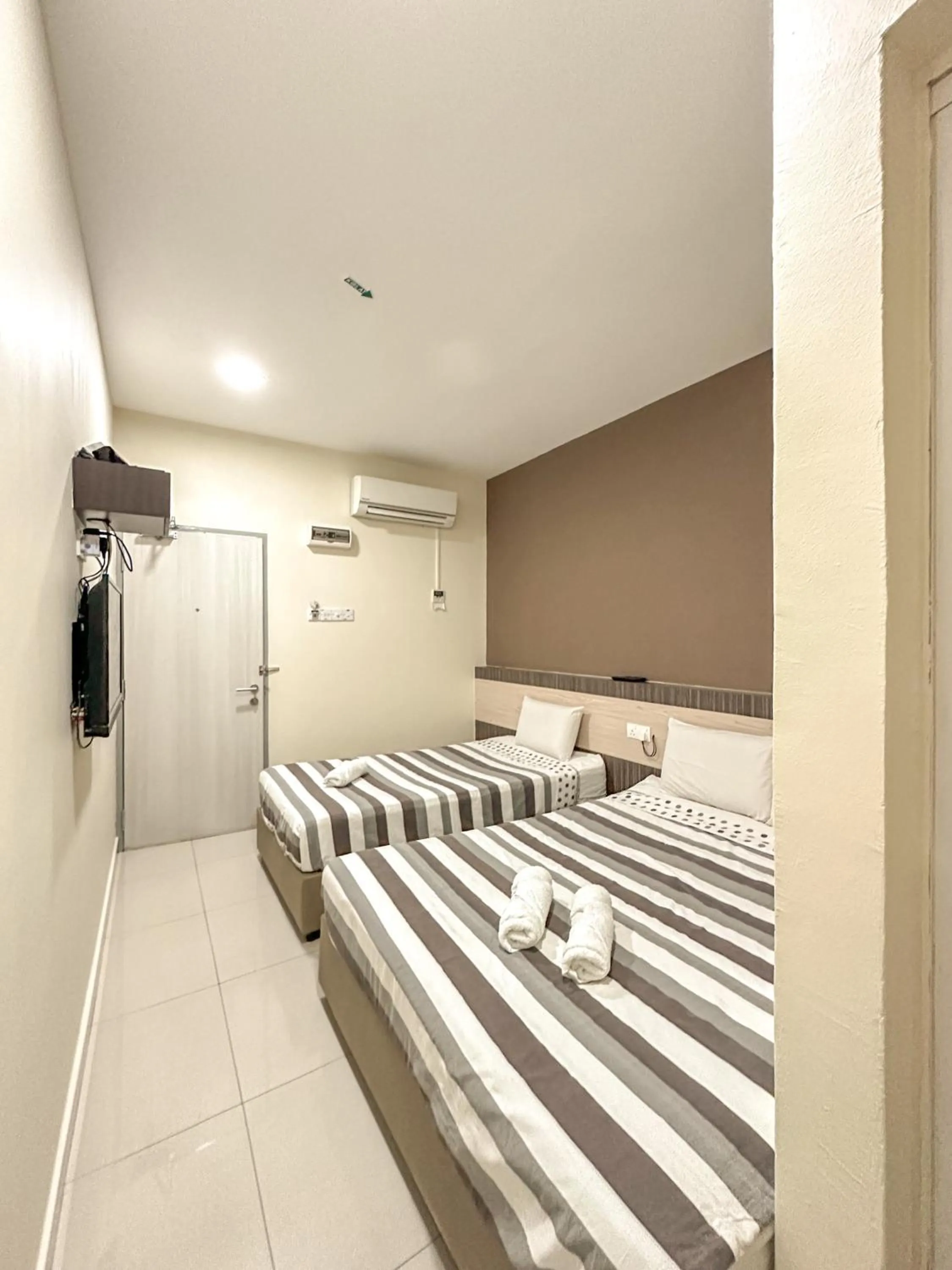 Bedroom, Bed in G Star Hotel