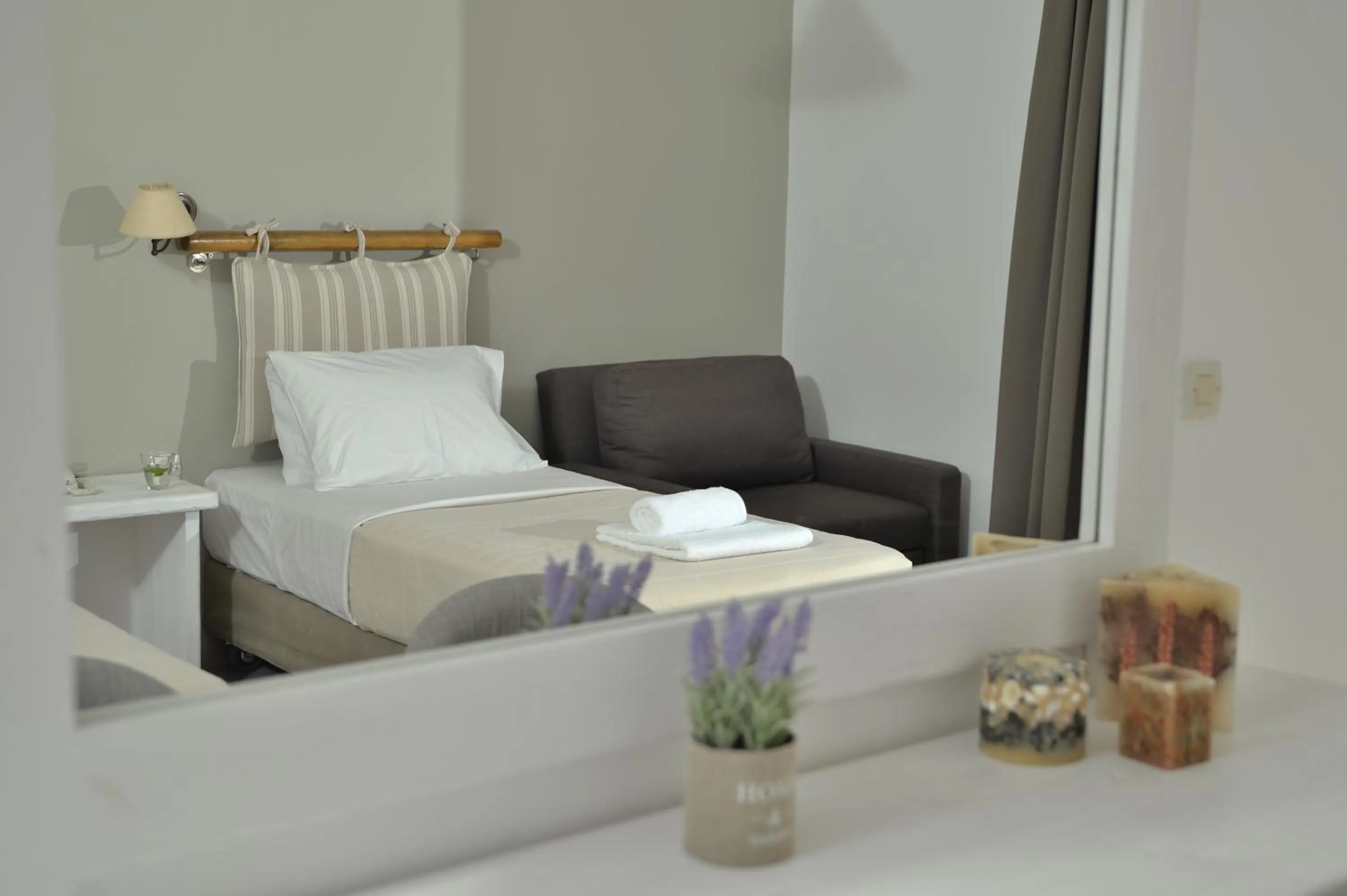 Bed in Summer Shades Hotel - ex Arkoulis