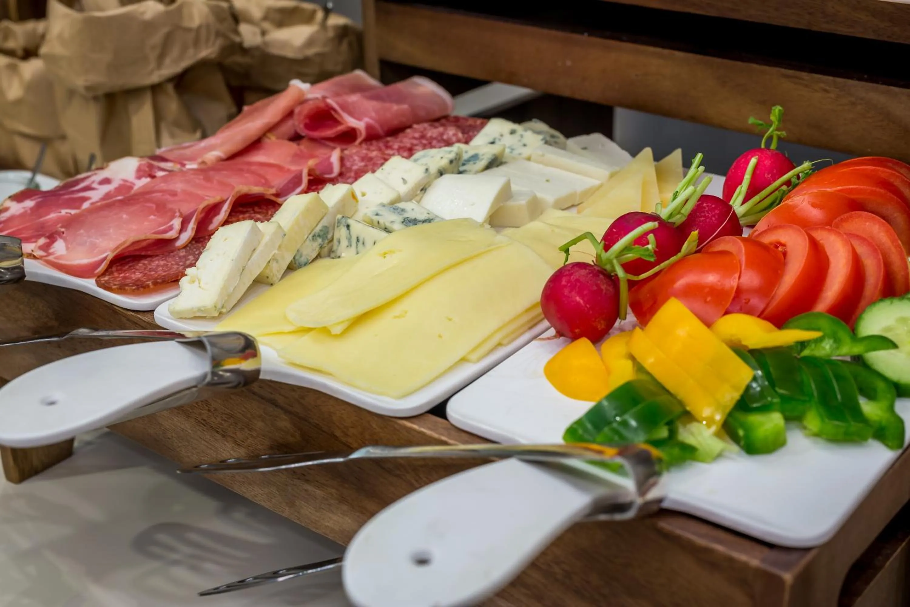 Breakfast in Apartments & Rooms Preelook