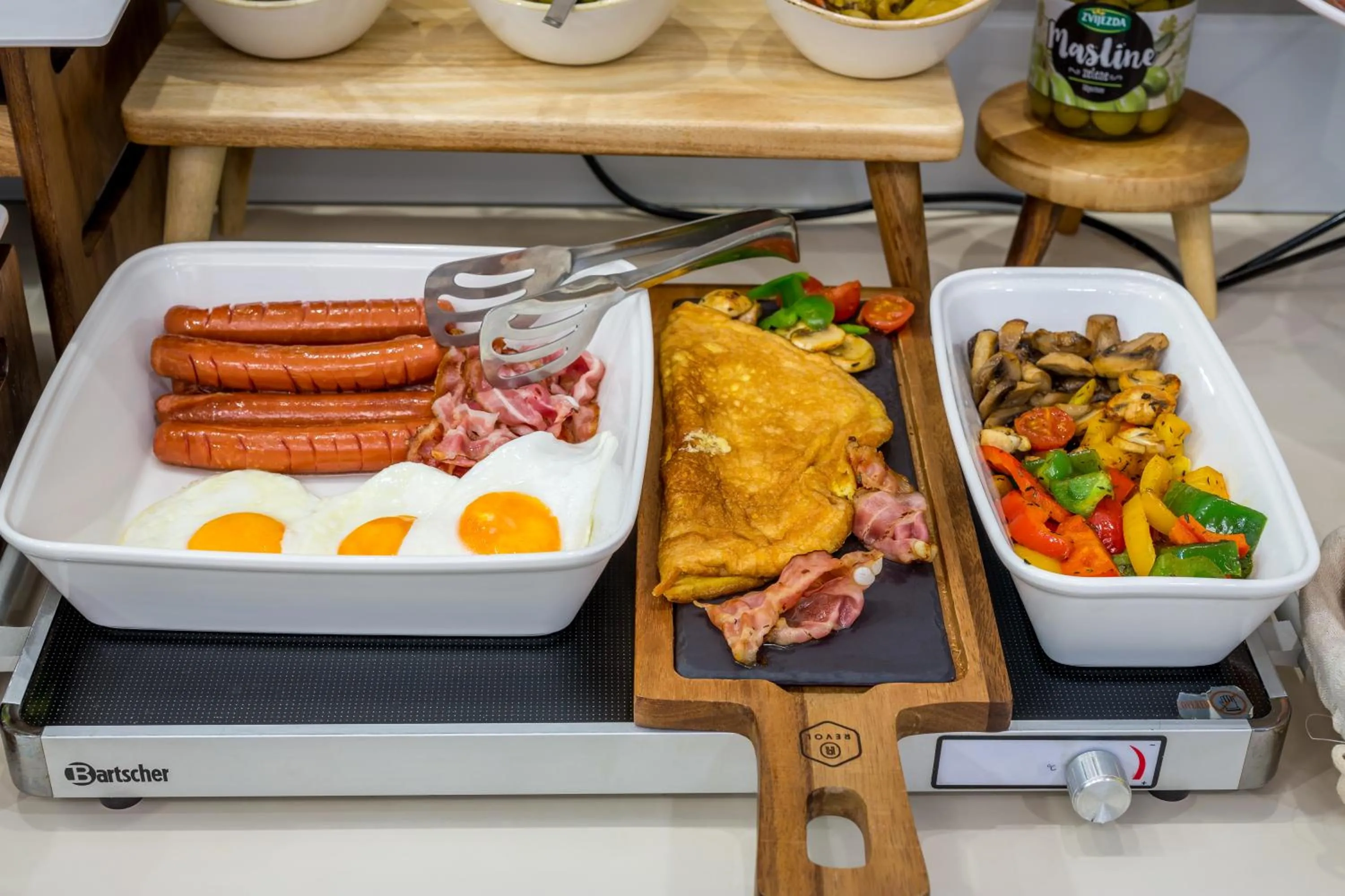 Breakfast in Apartments & Rooms Preelook