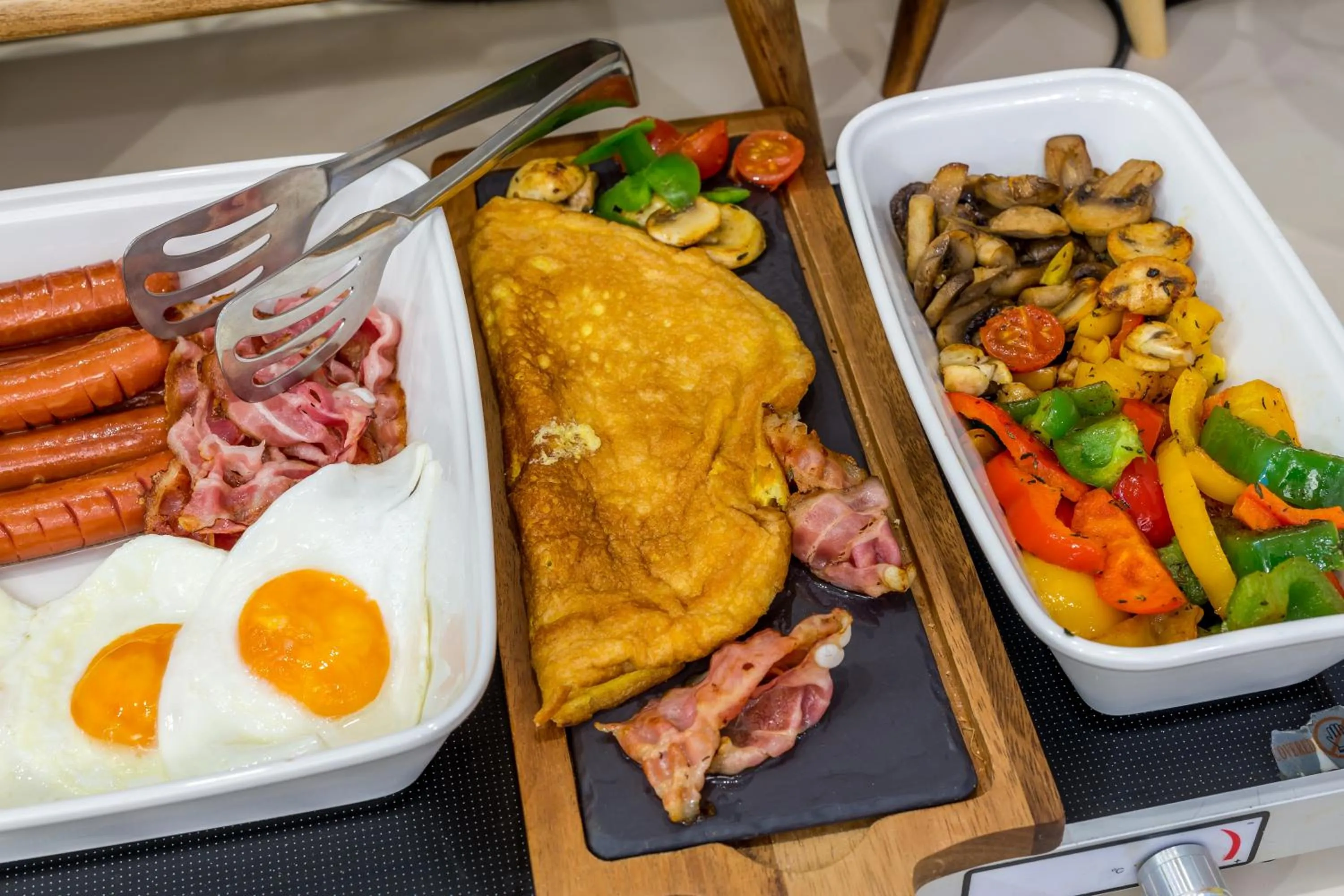 Breakfast in Apartments & Rooms Preelook