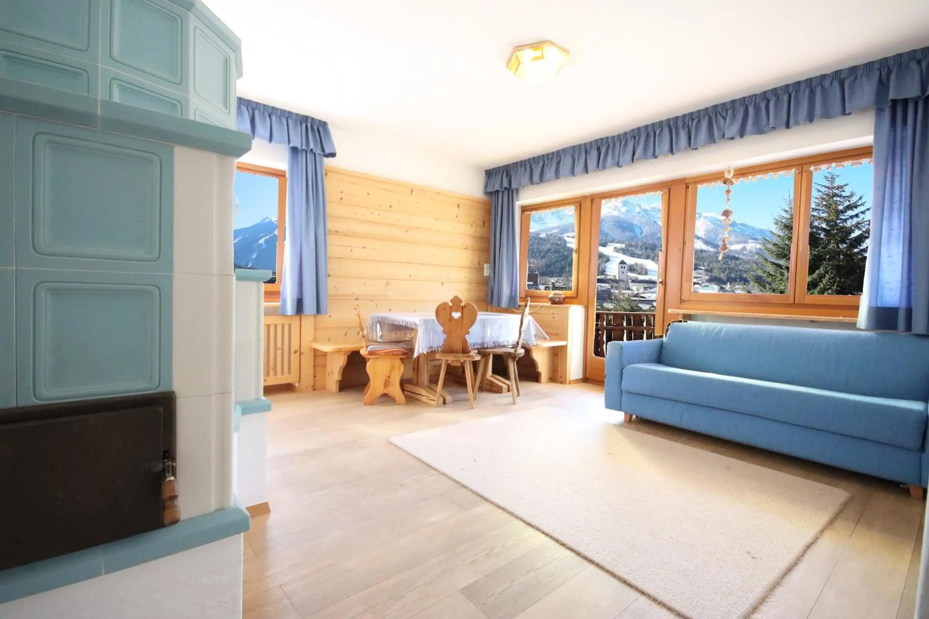 Living room in Aurturist S Candido Roulette