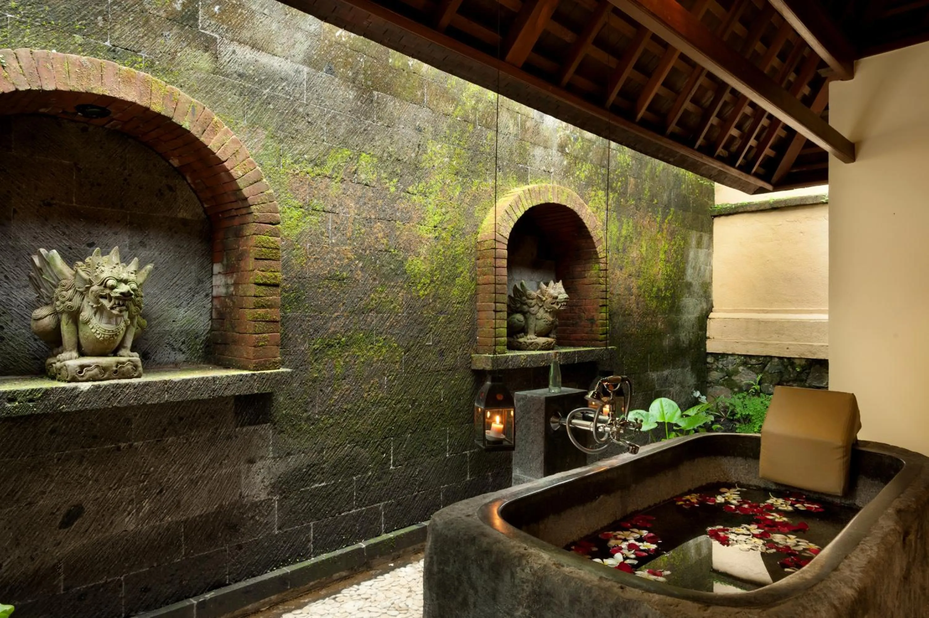Bathroom in Komaneka at Tanggayuda Ubud