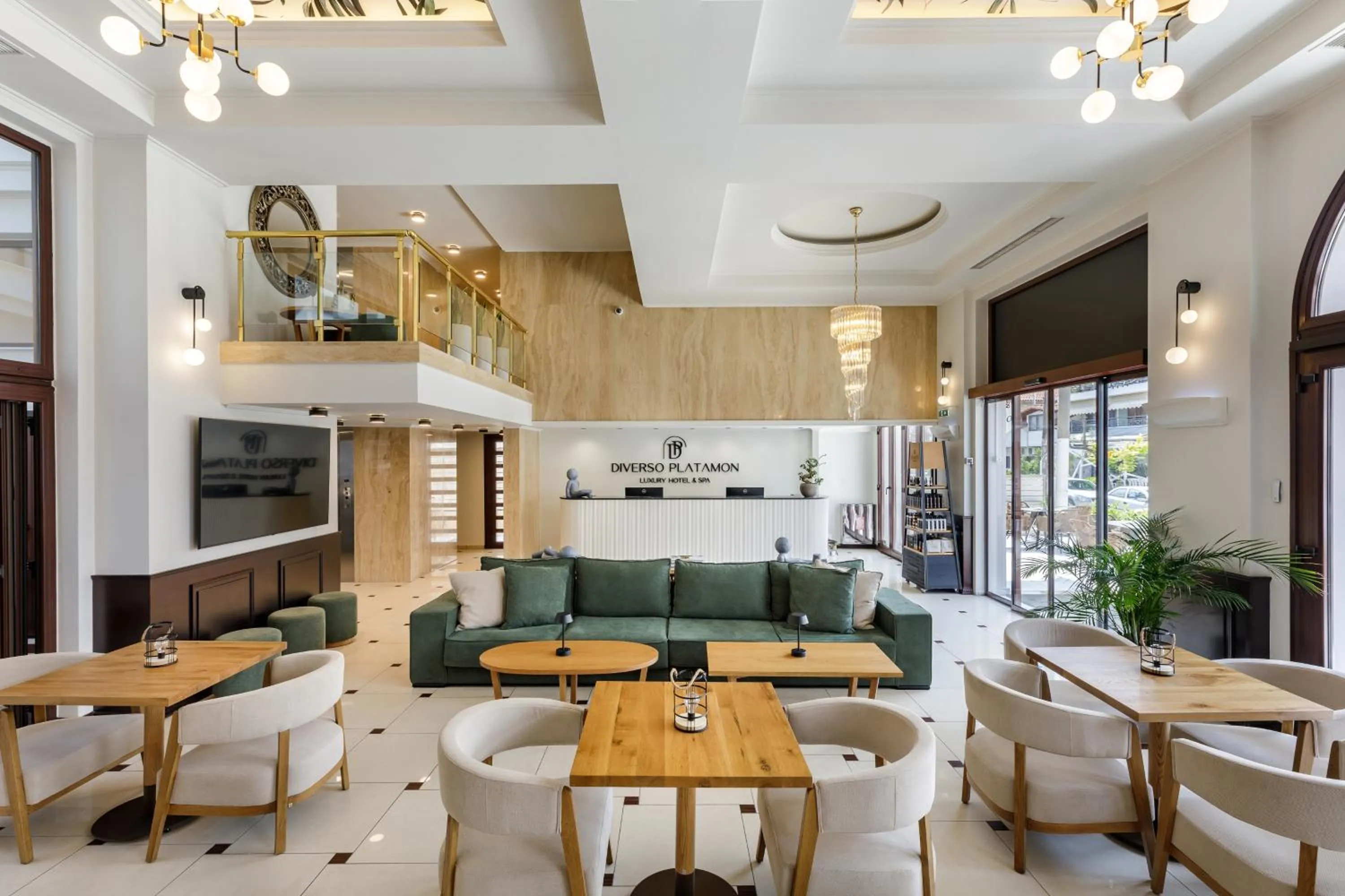 Lobby or reception in Diverso Platamon, Luxury Hotel & Suites