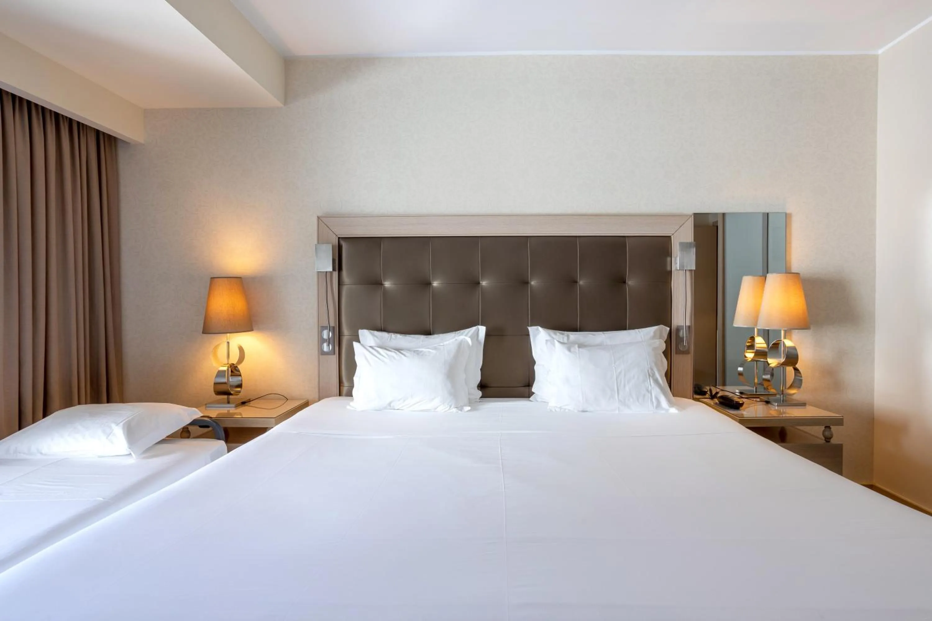 Photo of the whole room, Bed in Hotel Porta do Sol Conference & SPA