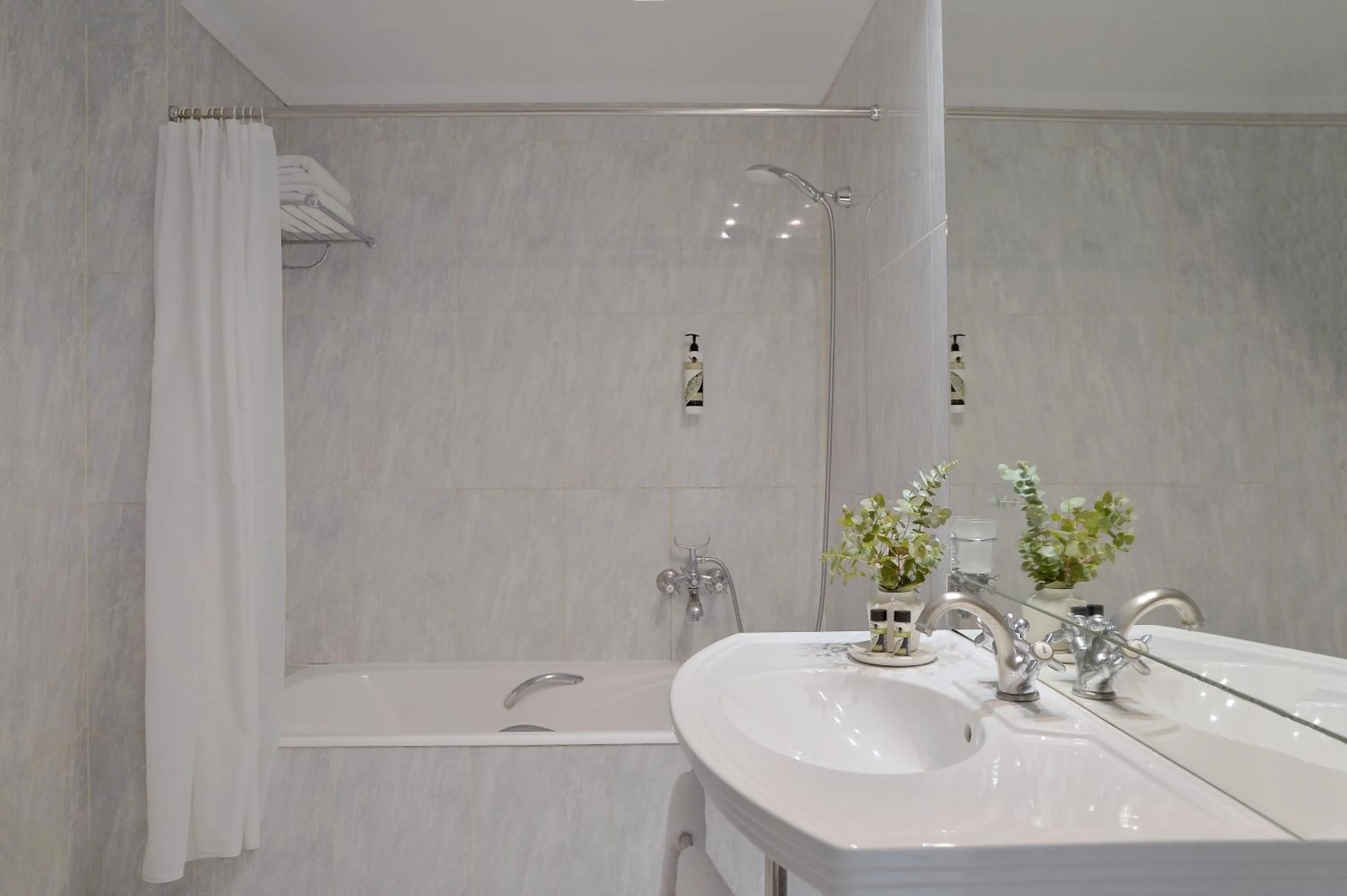 Bathroom in Airotel Stratos Vassilikos Hotel