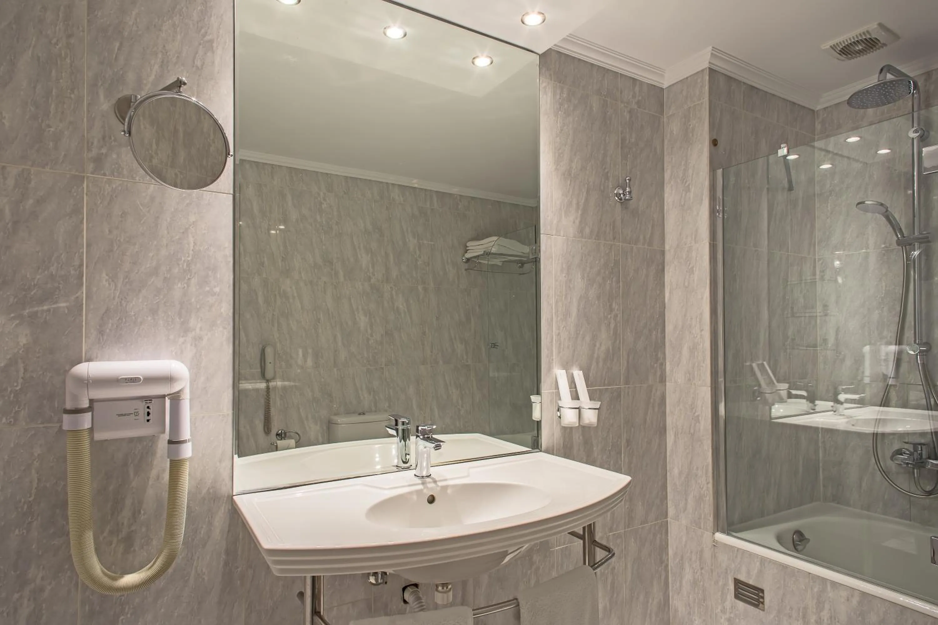 Bathroom in Airotel Stratos Vassilikos Hotel