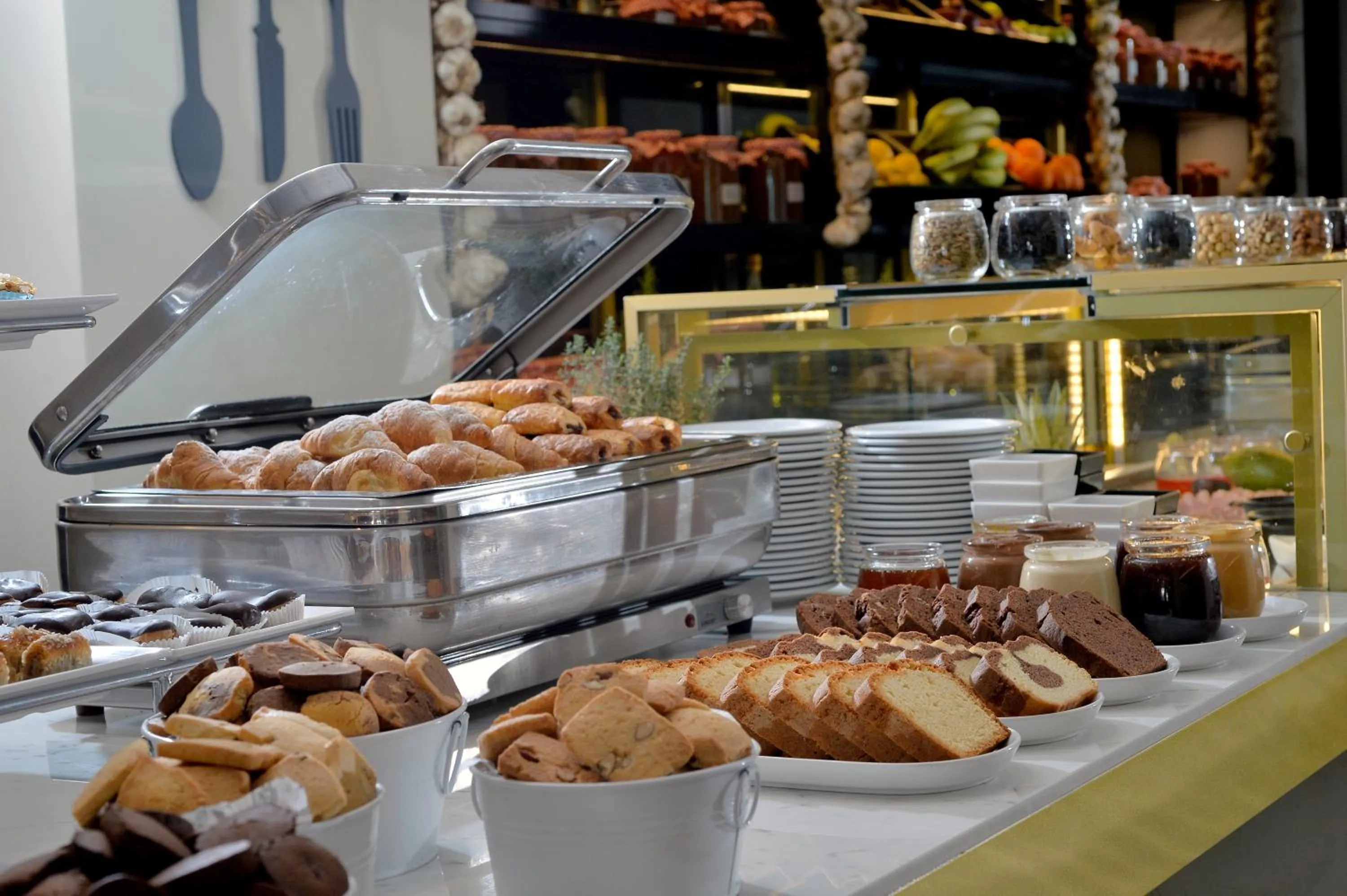 Buffet breakfast in Airotel Stratos Vassilikos Hotel