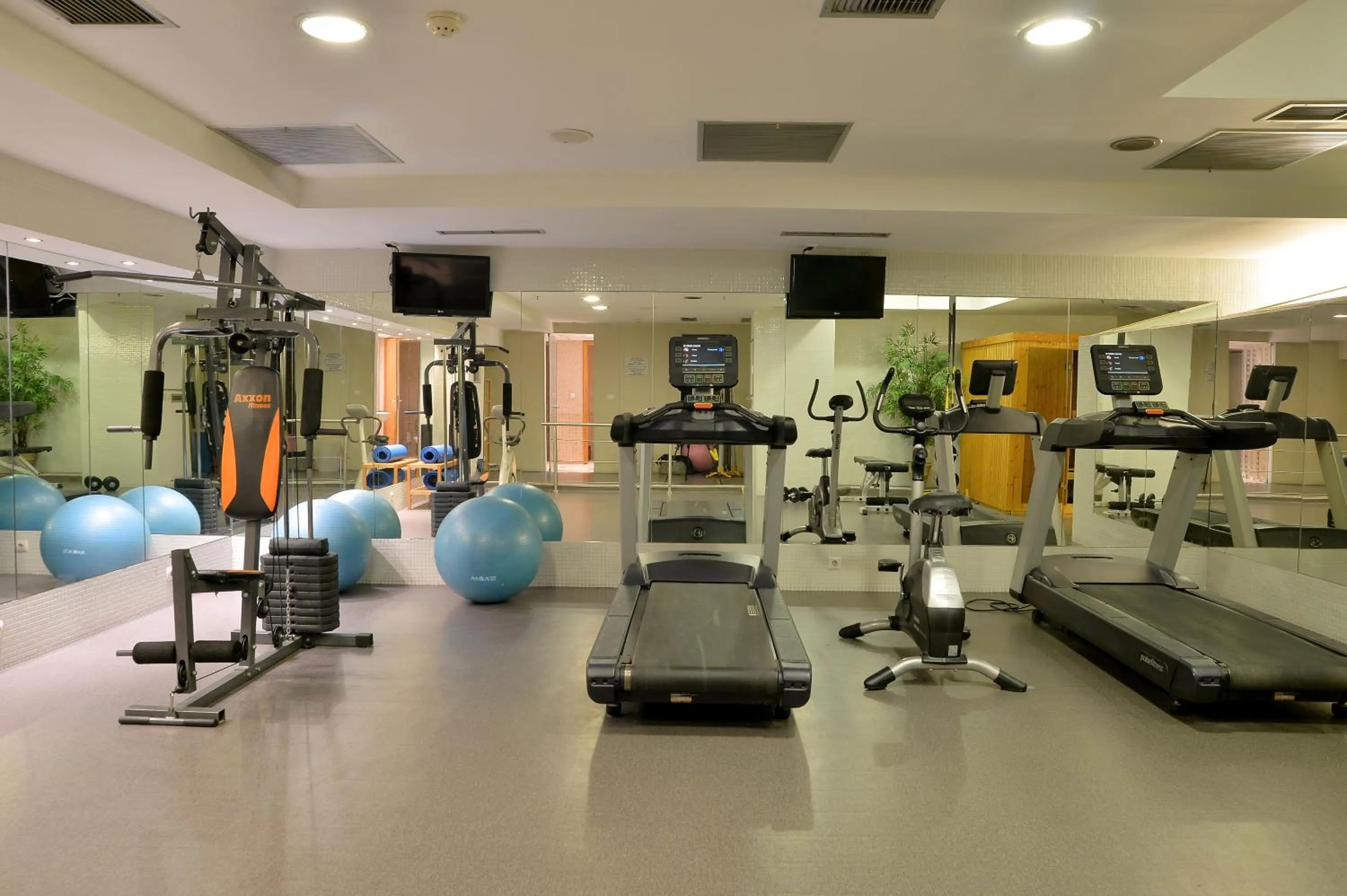 Fitness centre/facilities in Airotel Stratos Vassilikos Hotel