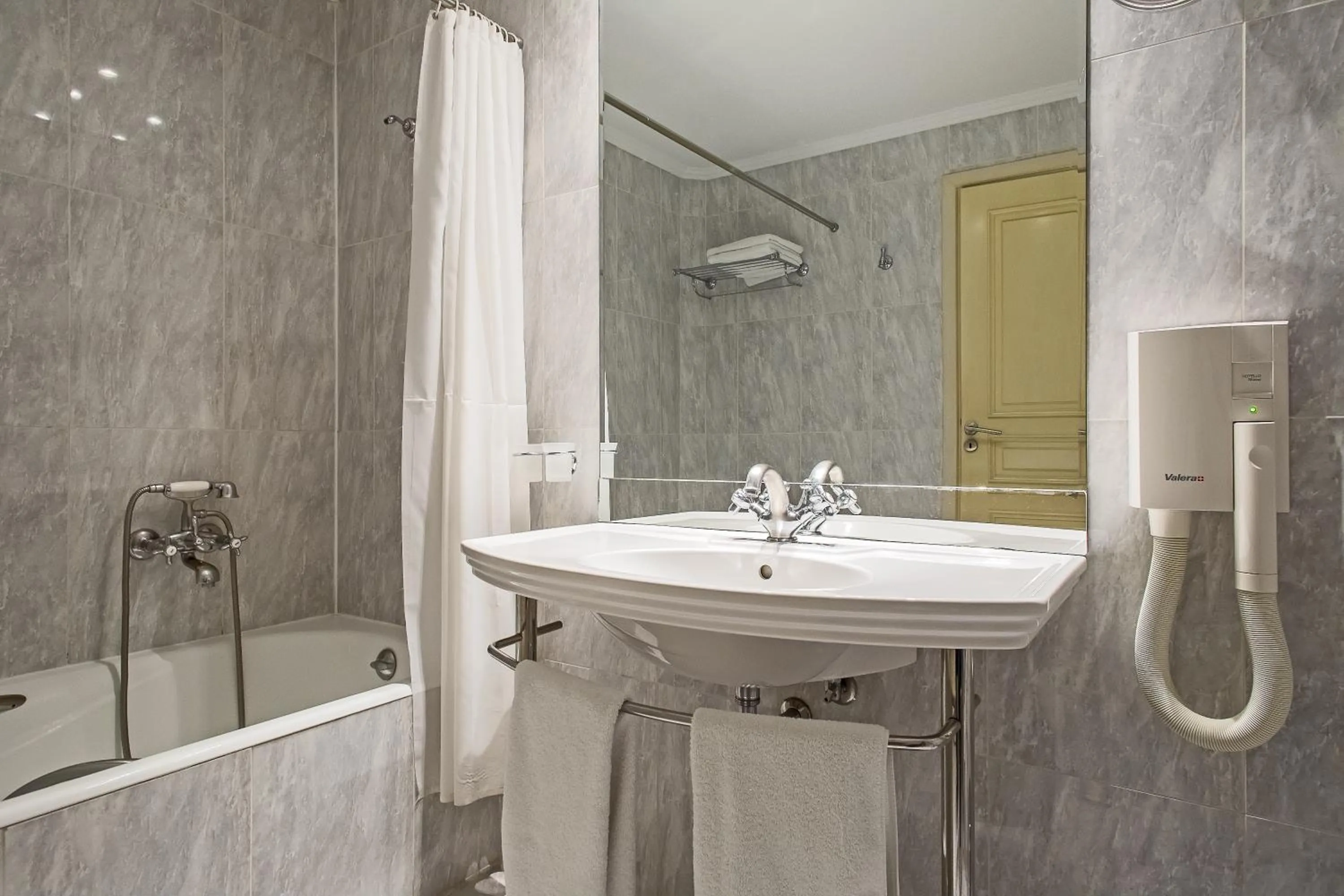 Bathroom in Airotel Stratos Vassilikos Hotel