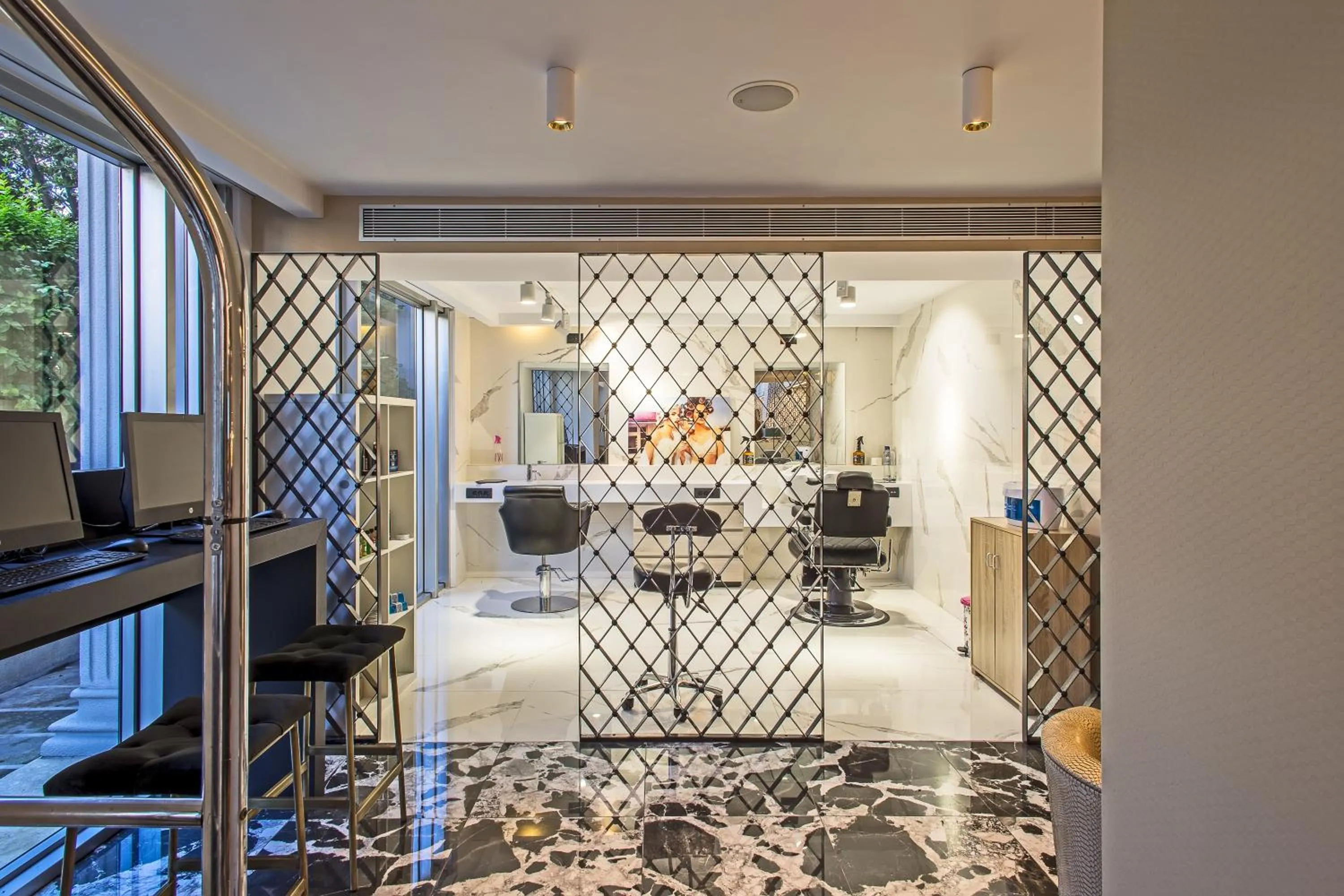 Area and facilities in Airotel Stratos Vassilikos Hotel