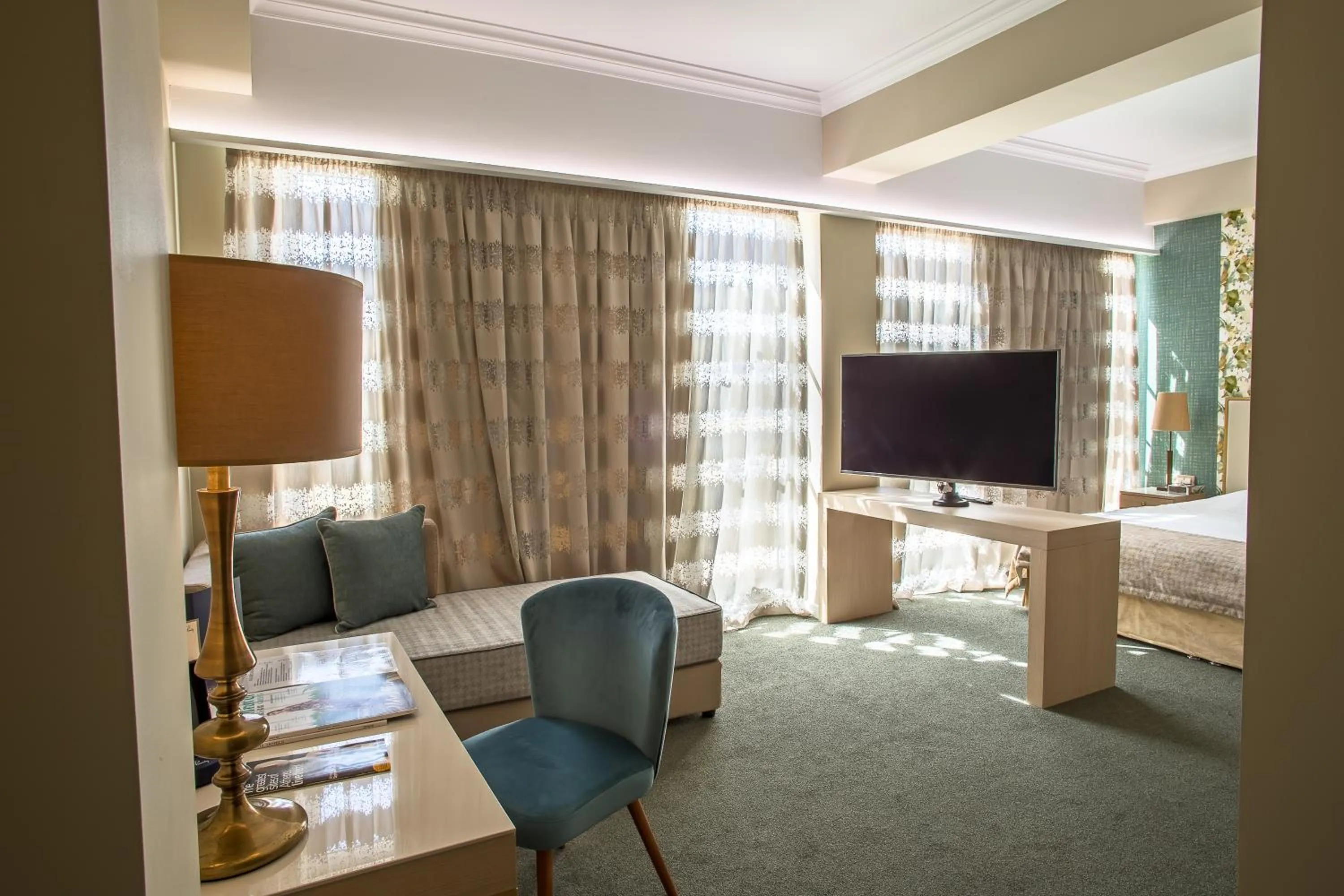 TV and multimedia, Bed in Airotel Stratos Vassilikos Hotel