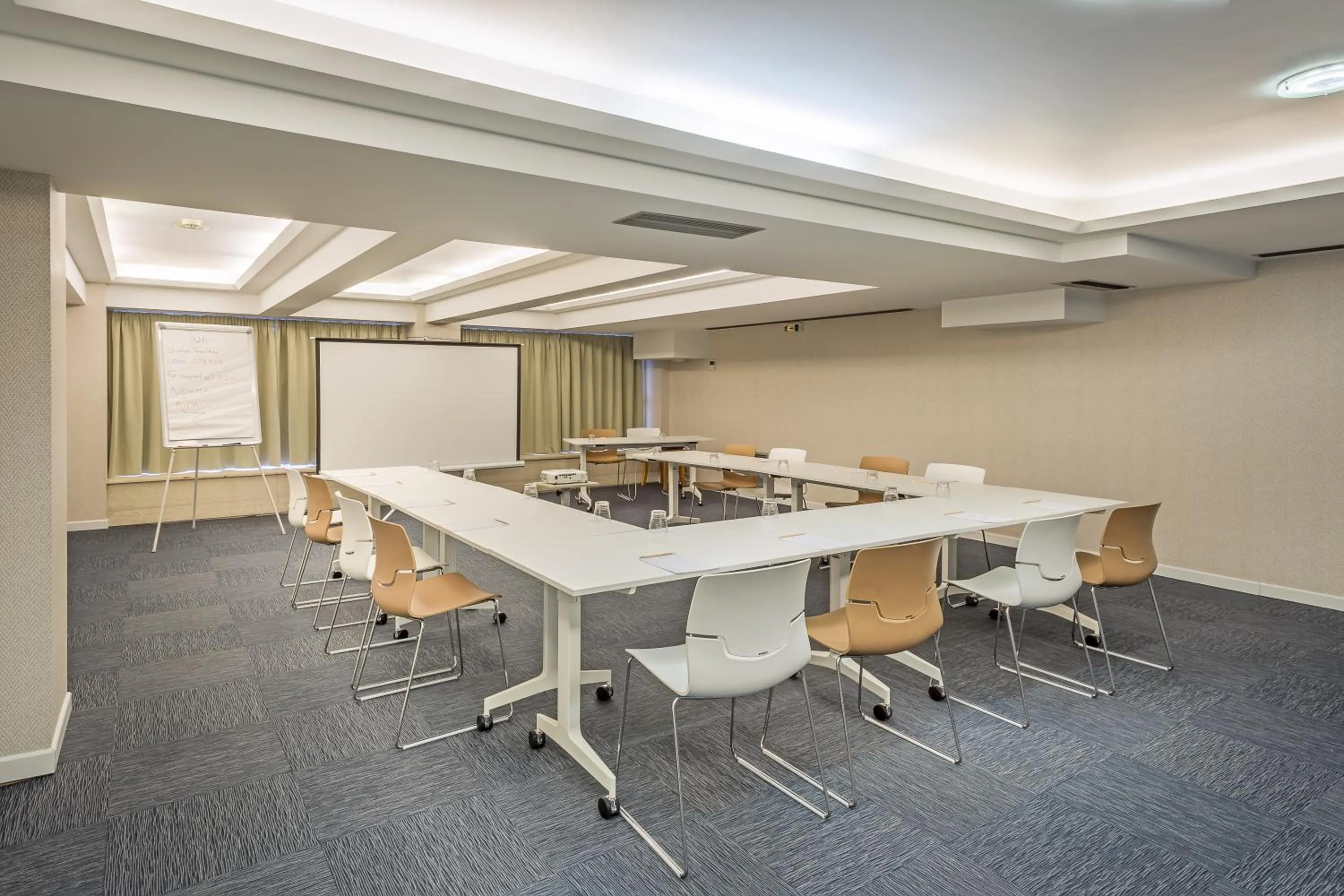 Meeting/conference room in Airotel Stratos Vassilikos Hotel