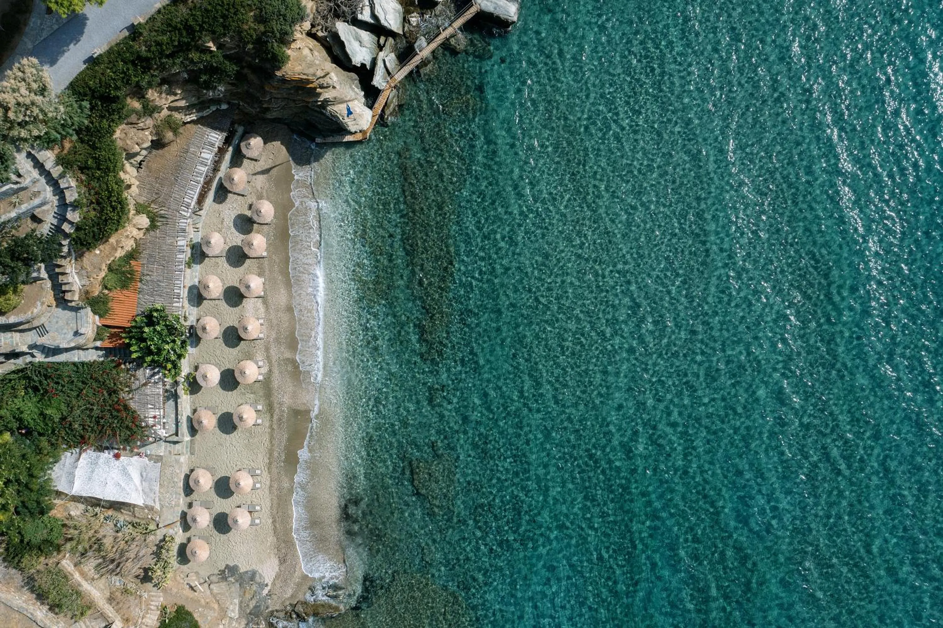 Aneroussa Beach Hotel