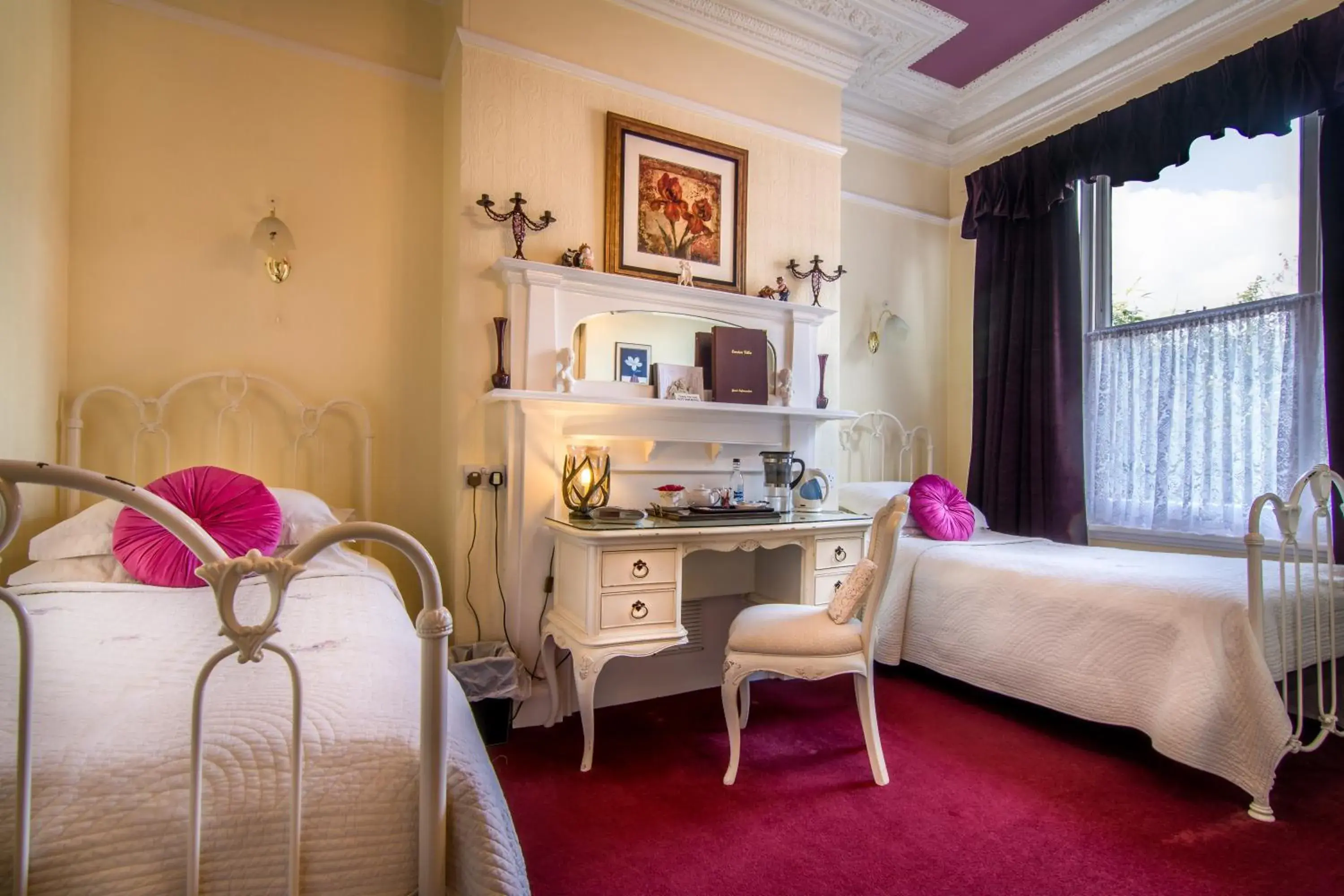 Standard Twin Room - single occupancy in Creston Villa Guest House Standard Twin Room - single occupancy in Creston Villa Guest House