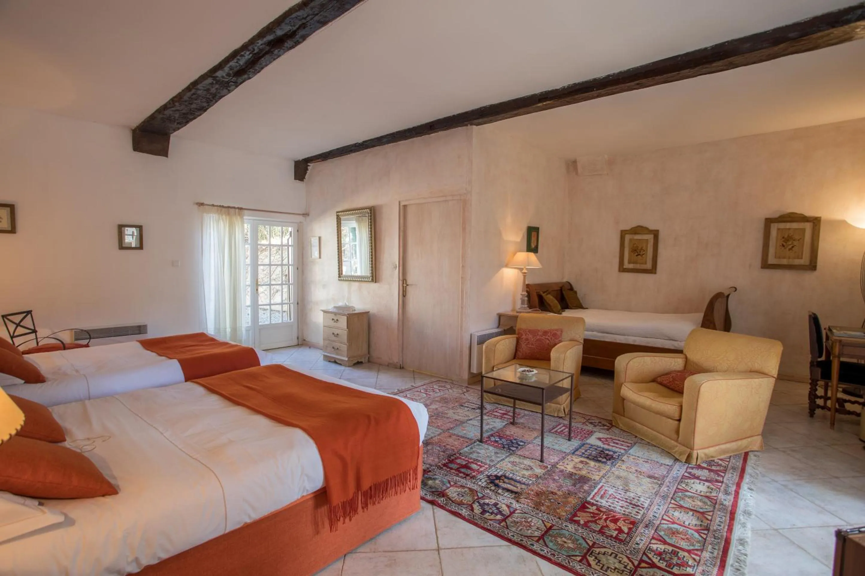 Garden view, Bed in Château de Floure - SPA et piscine extérieure chauffée