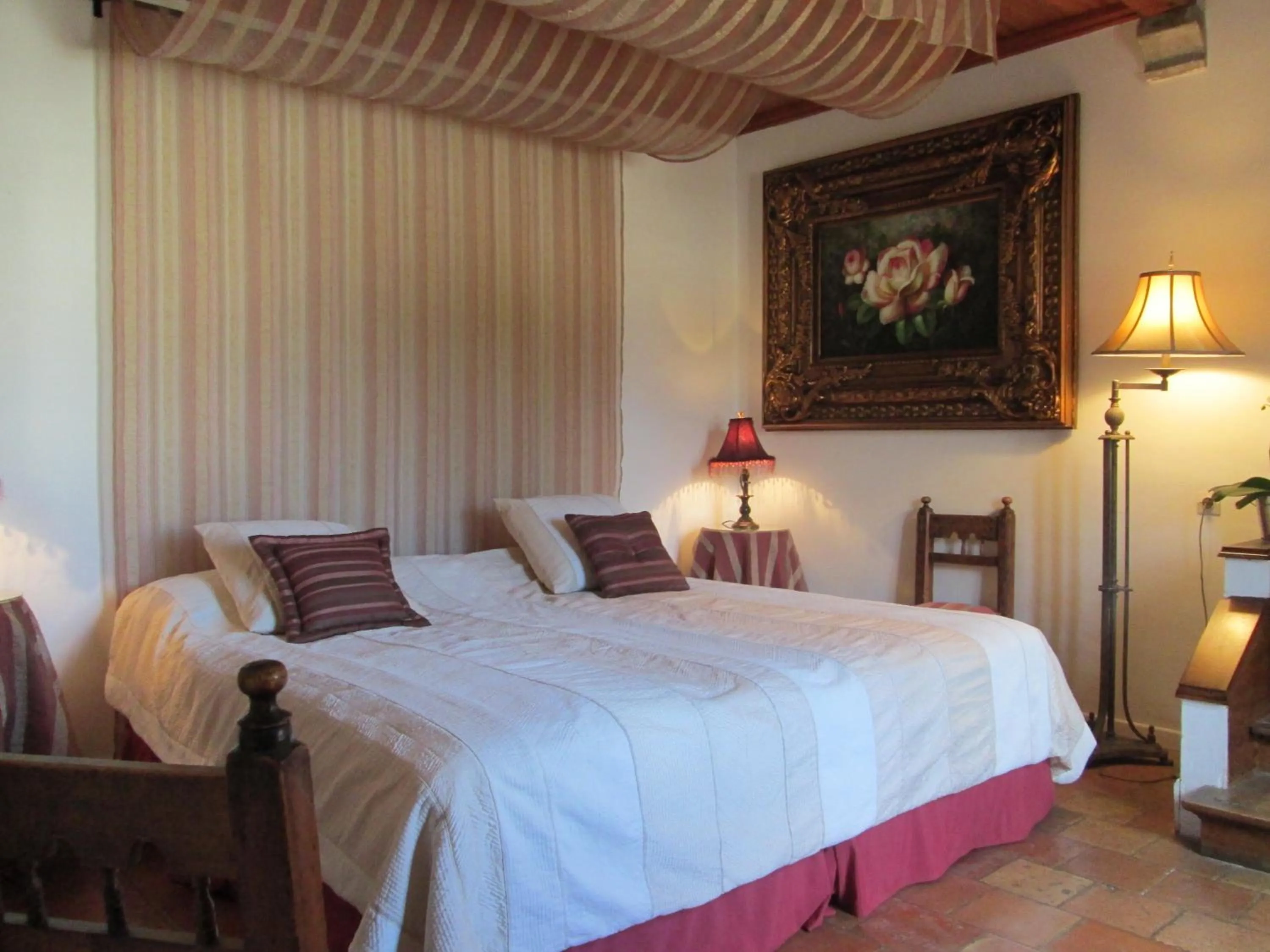 Bedroom, Bed in Château de Floure - SPA et piscine extérieure chauffée