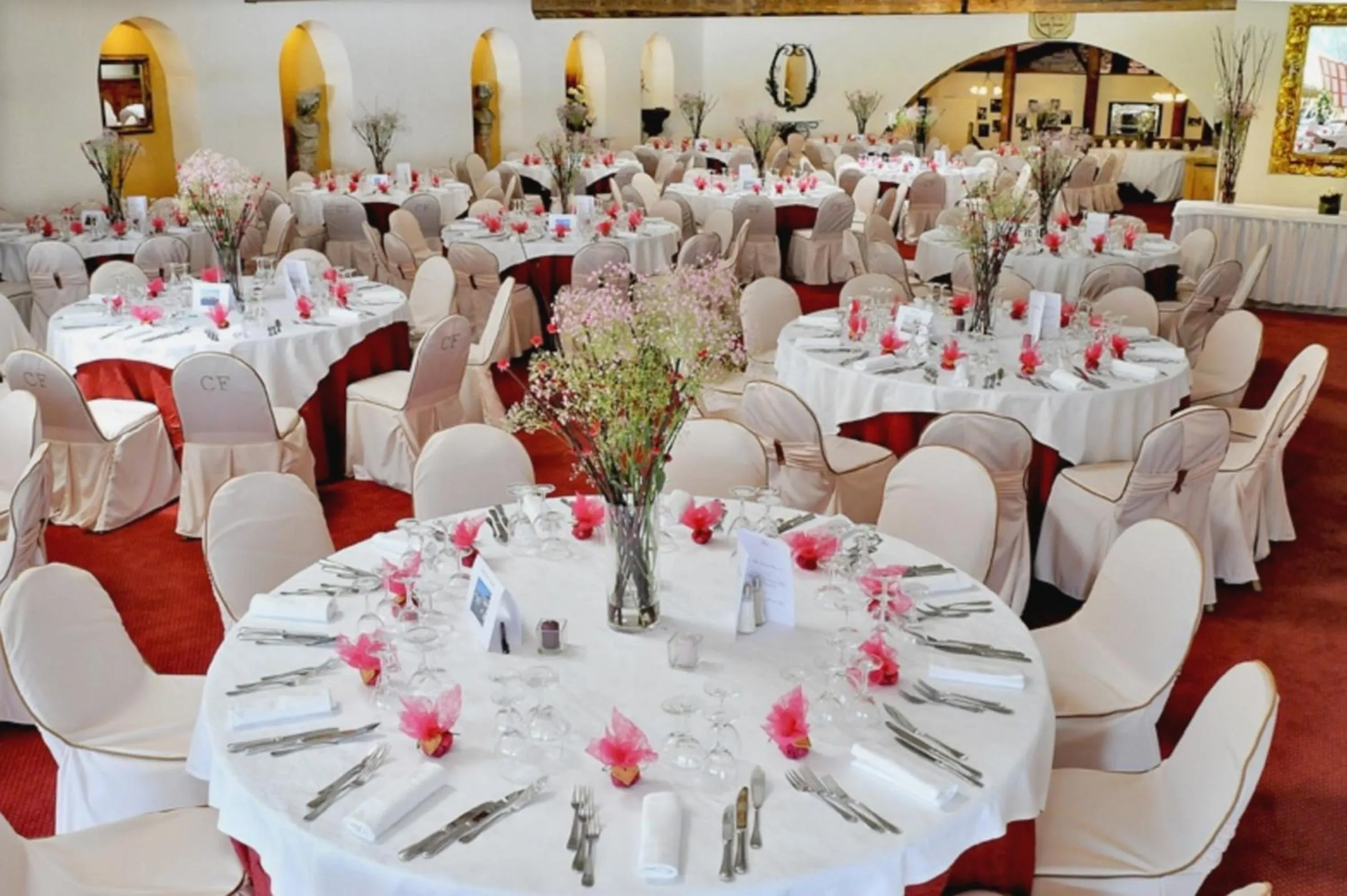 Banquet/Function facilities in Château de Floure - SPA et piscine extérieure chauffée