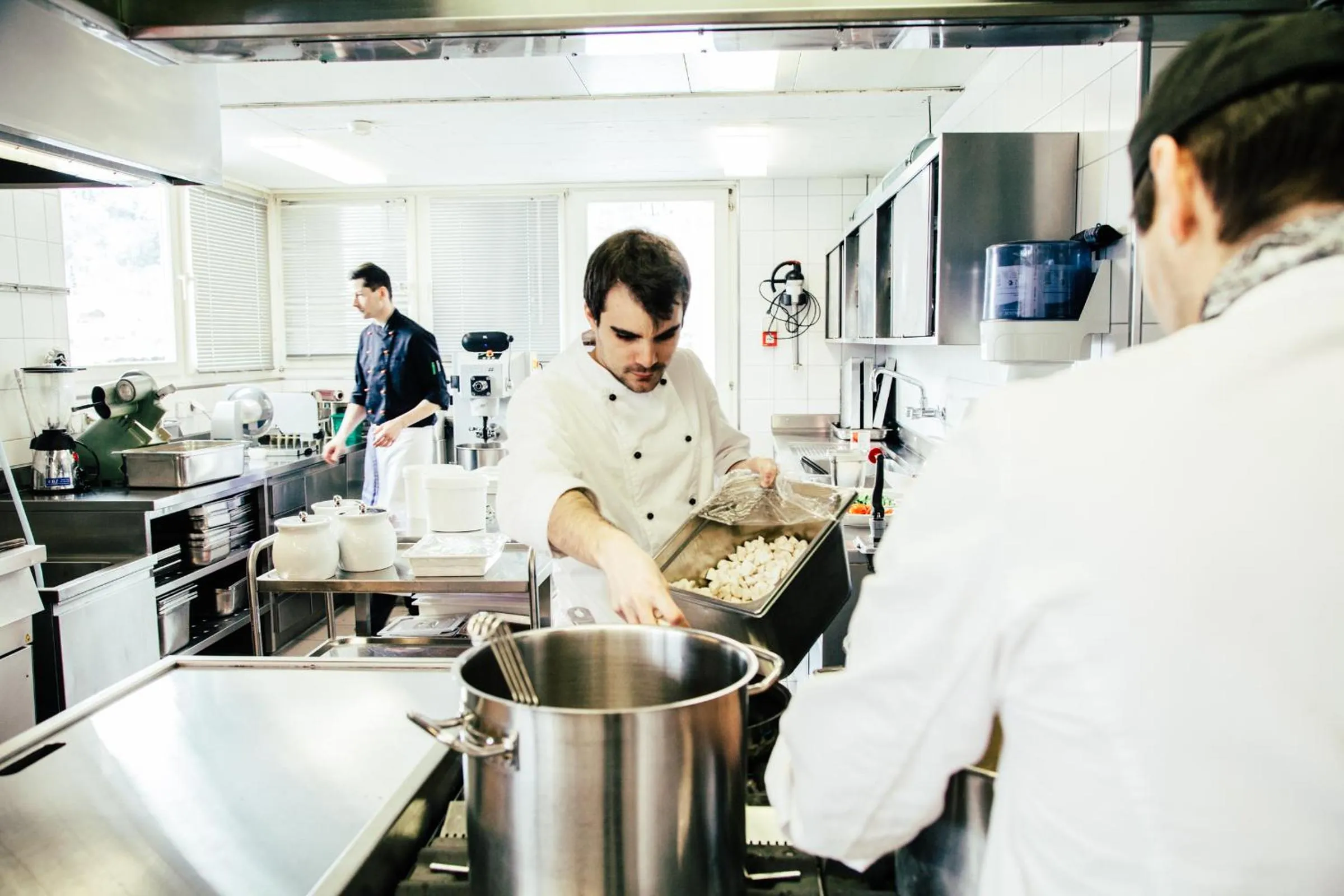 Kitchen or kitchenette in Seminarhotel Lihn