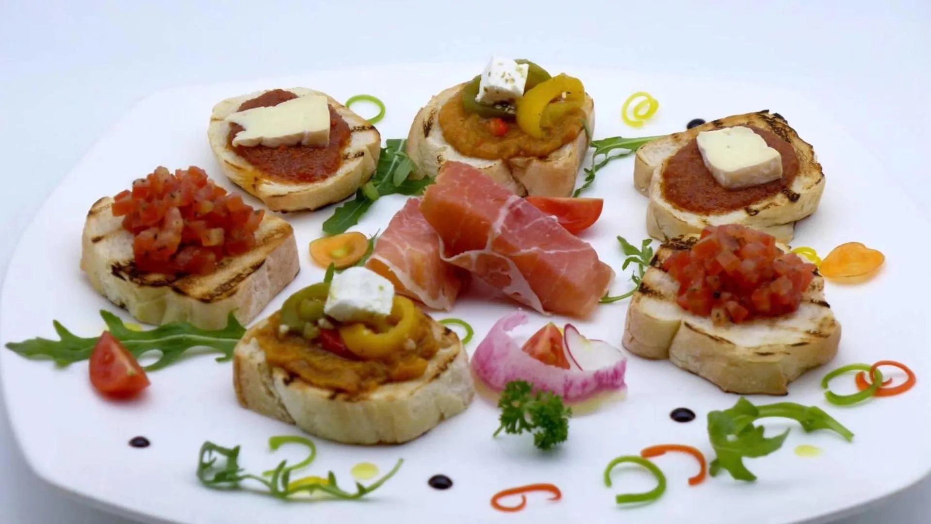 Food and drinks in The Bamboo Leaf Yangshuo