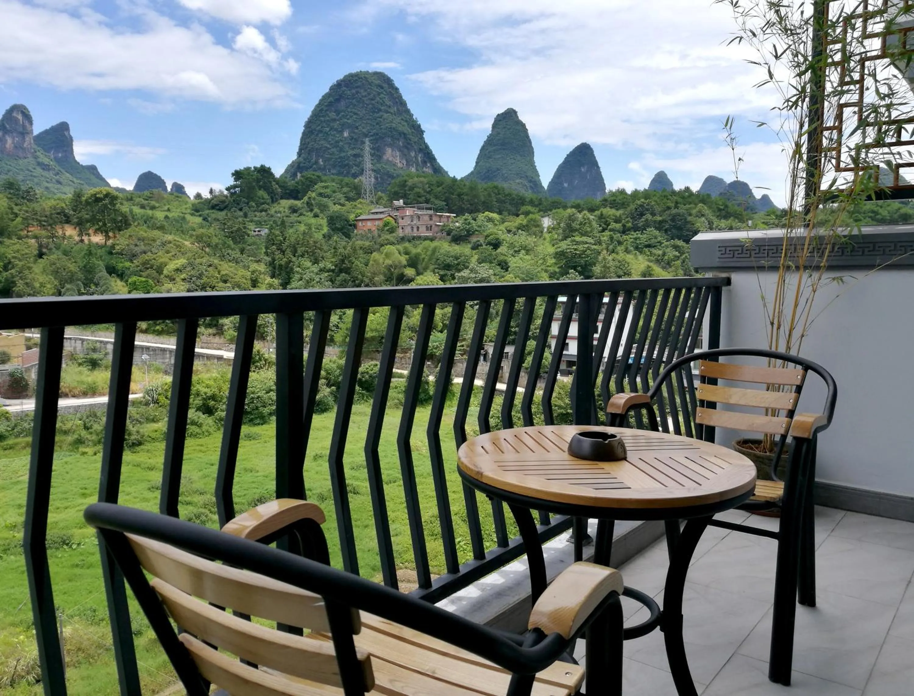 Balcony/Terrace in The Bamboo Leaf Yangshuo