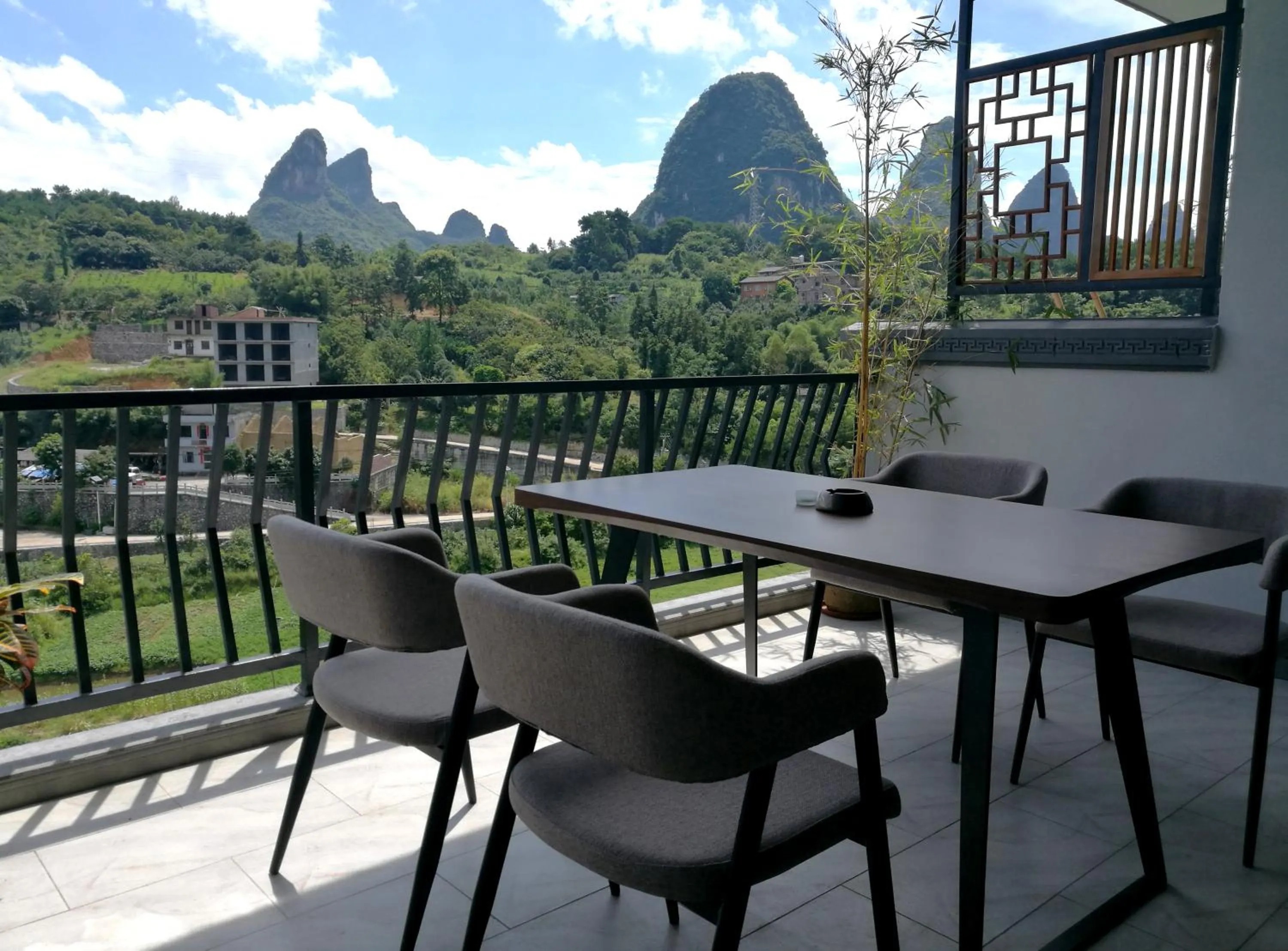 Balcony/Terrace in The Bamboo Leaf Yangshuo