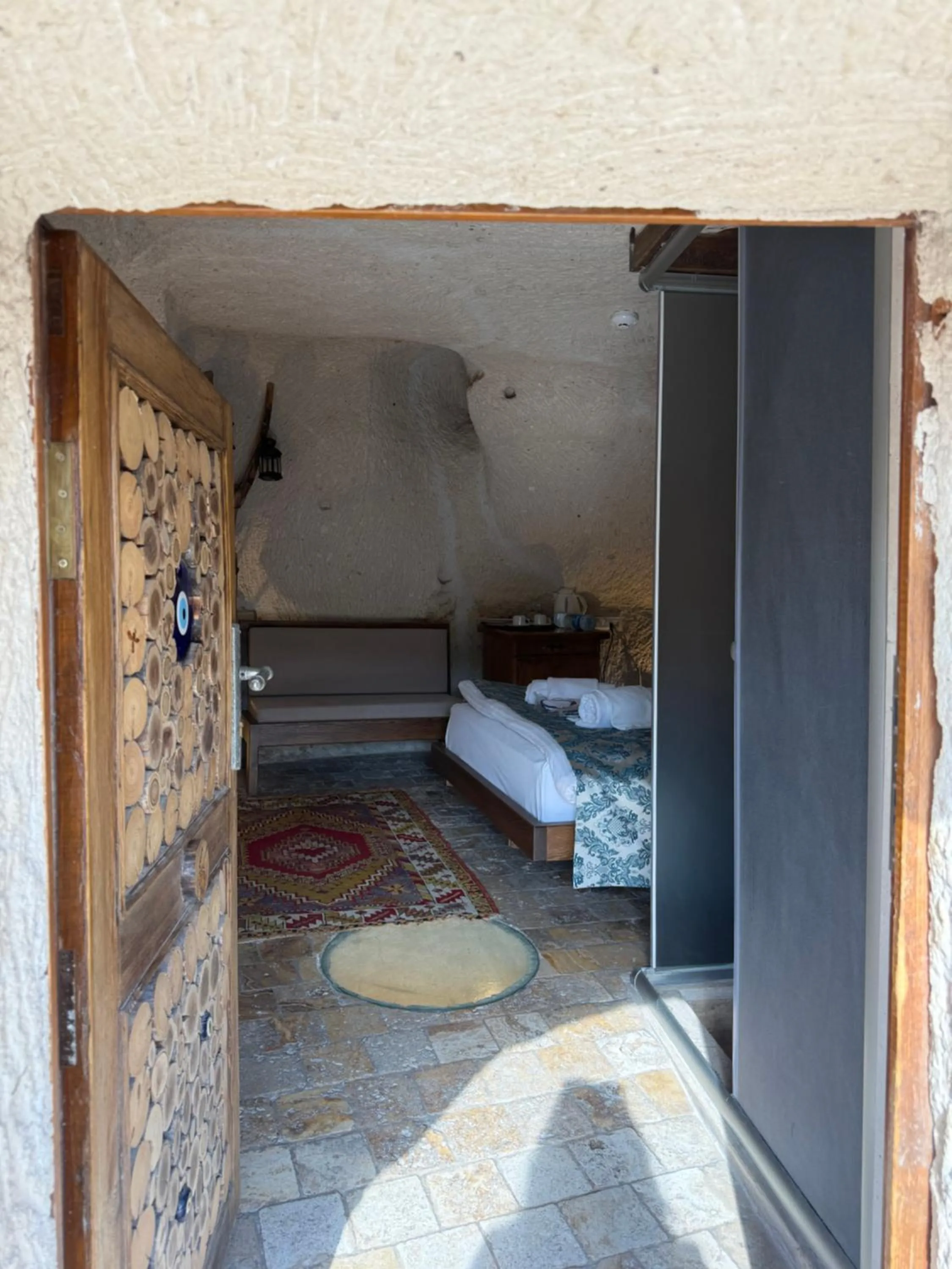 Bed in Arif Cave Hotel