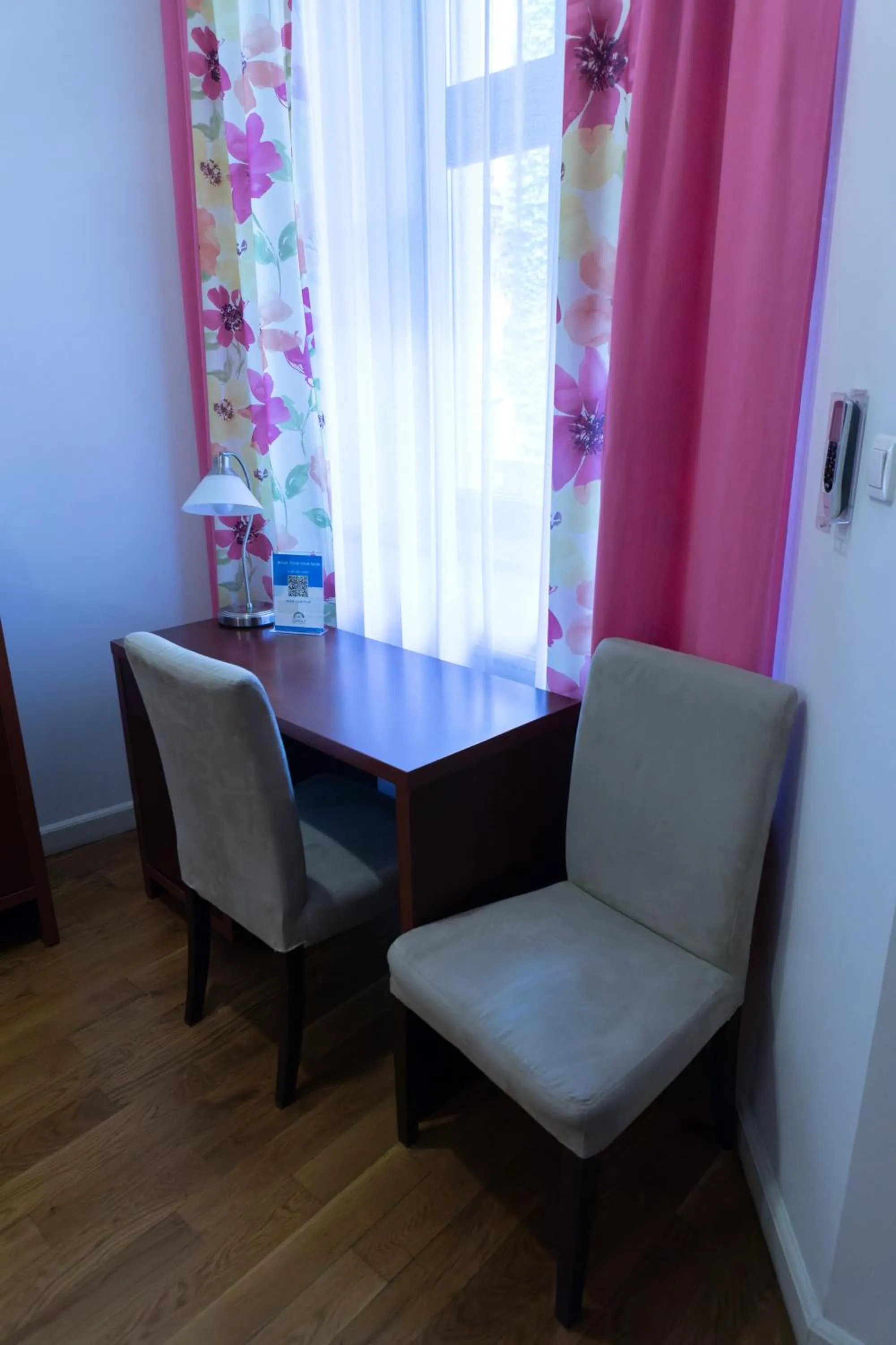 Seating area in Gołębia 8 Residence