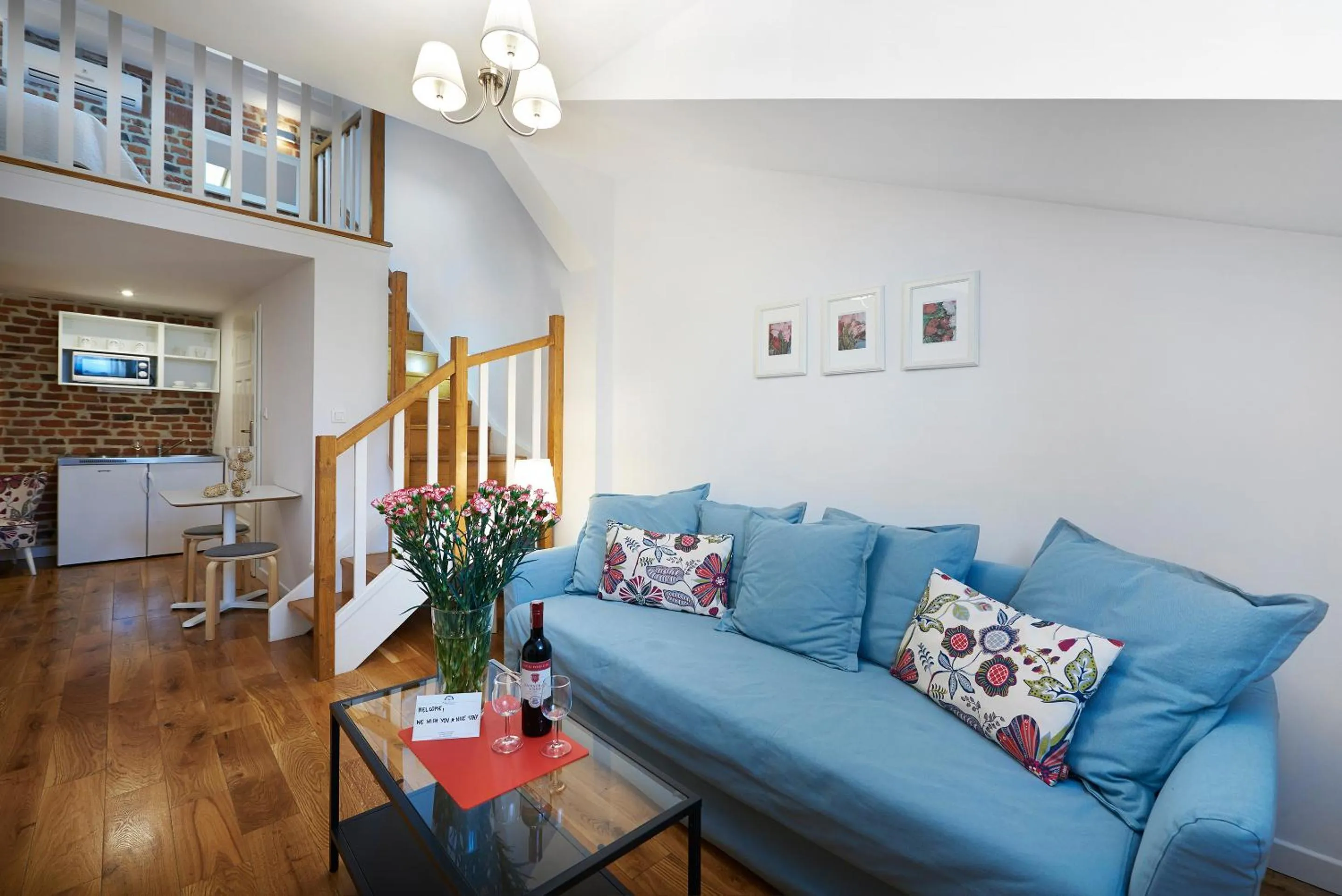 Kitchen or kitchenette in Gołębia 8 Residence