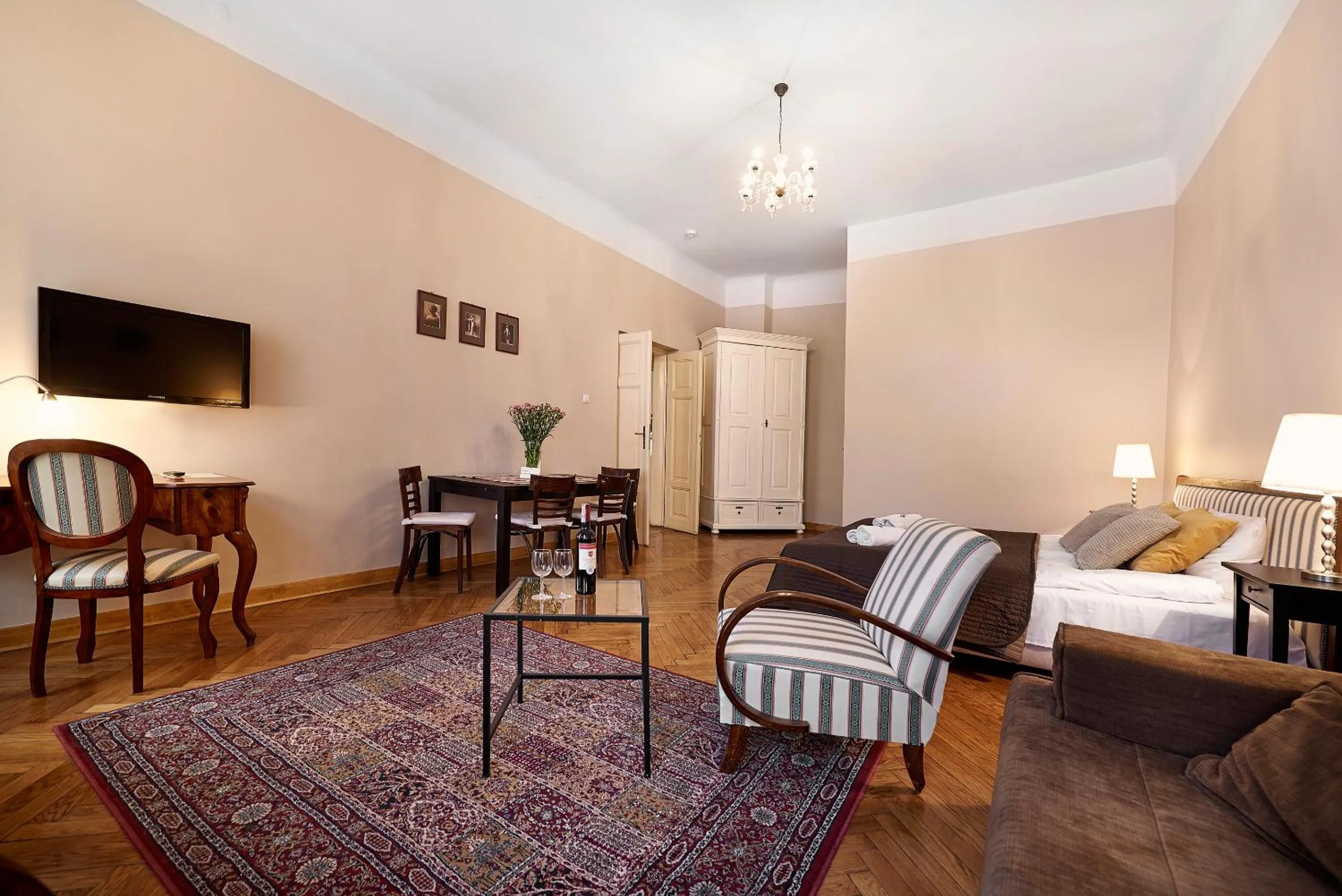 Bed in Gołębia 8 Residence