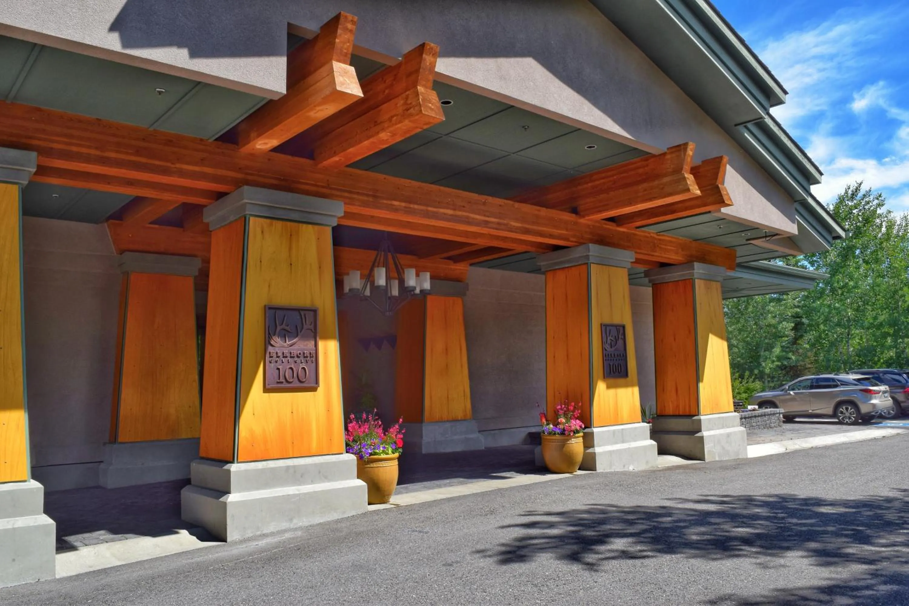 Bluff Mountain Charmer