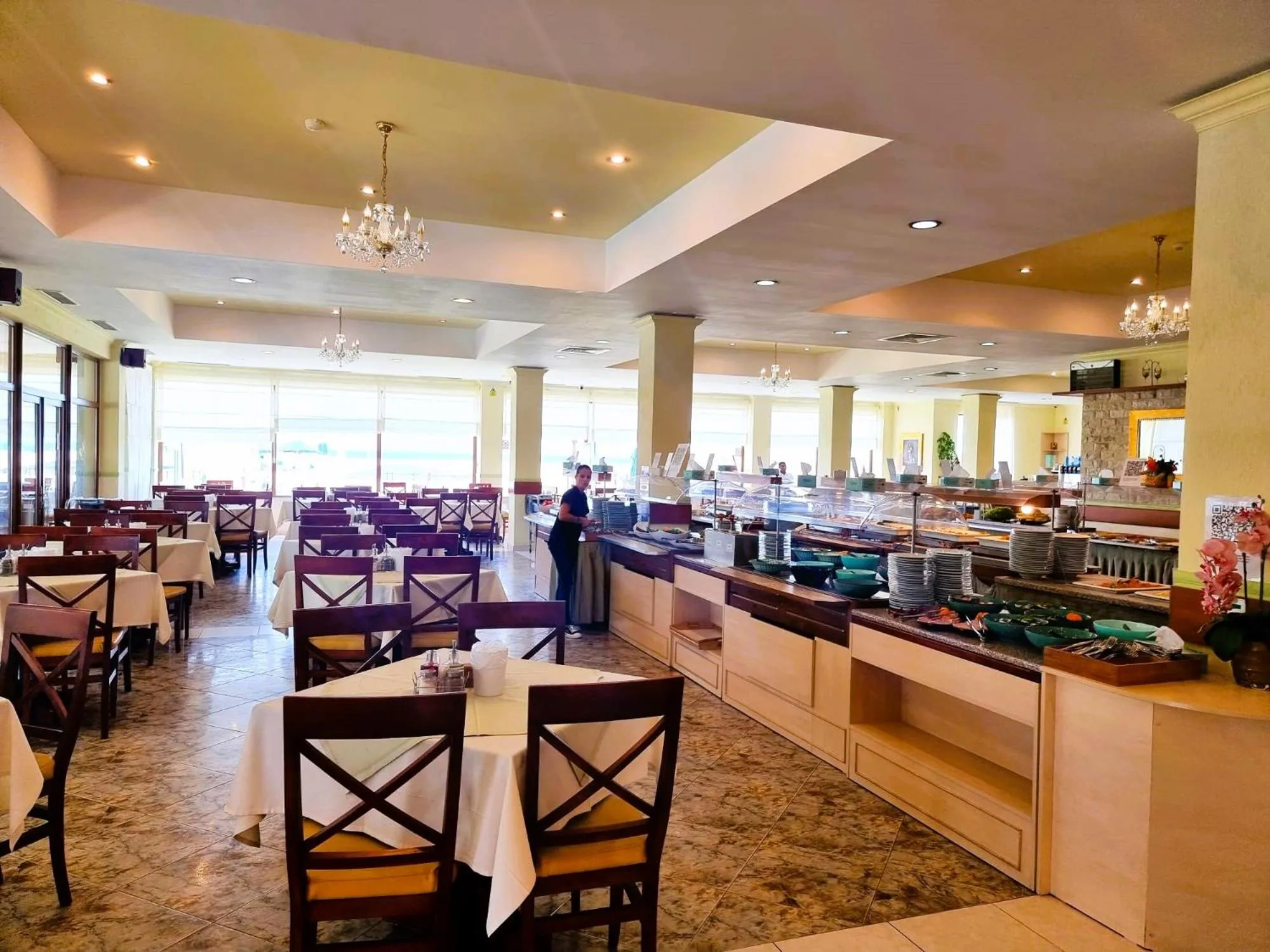 Complex Modern All Inclusive