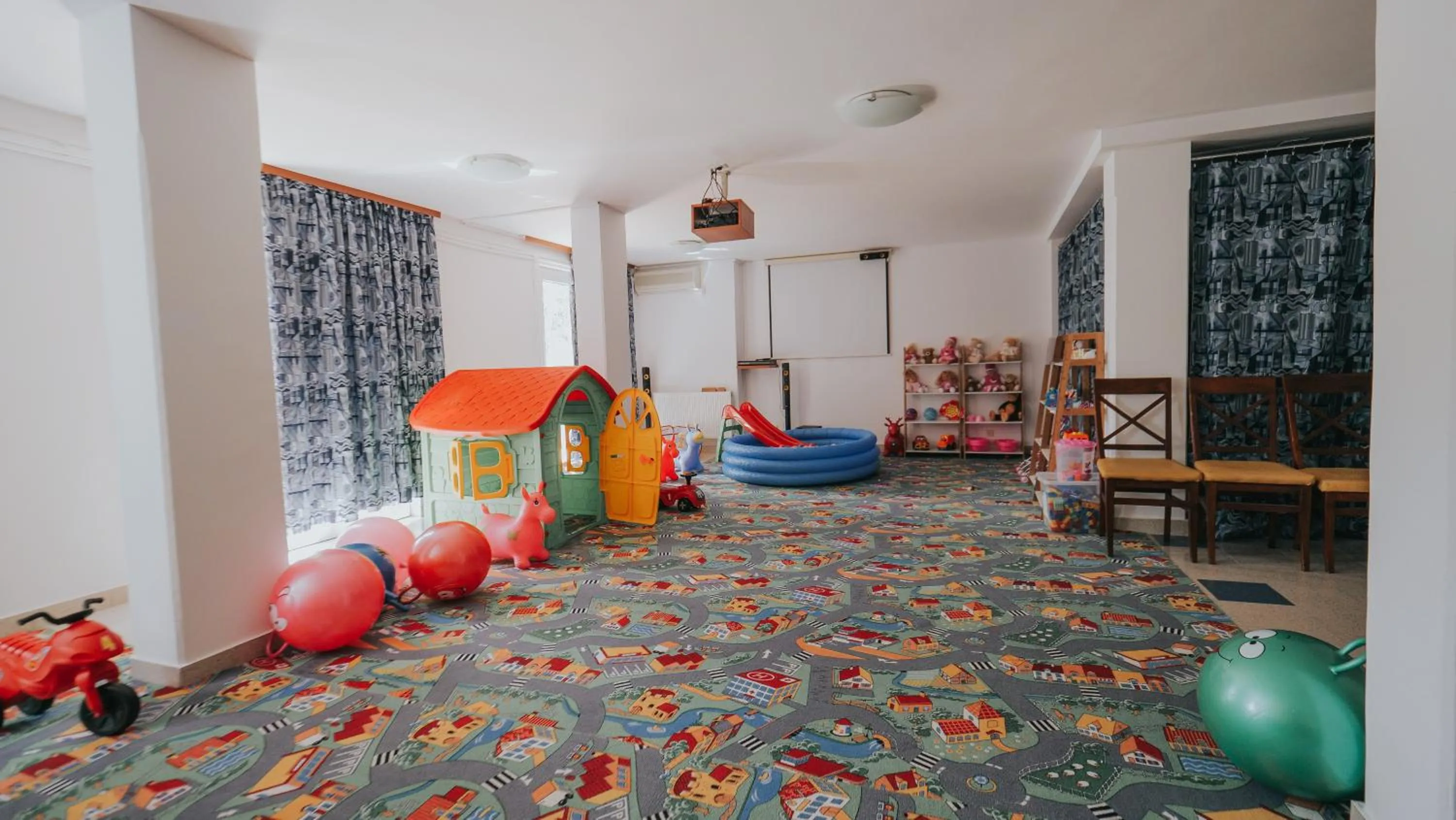 Complex Modern All Inclusive