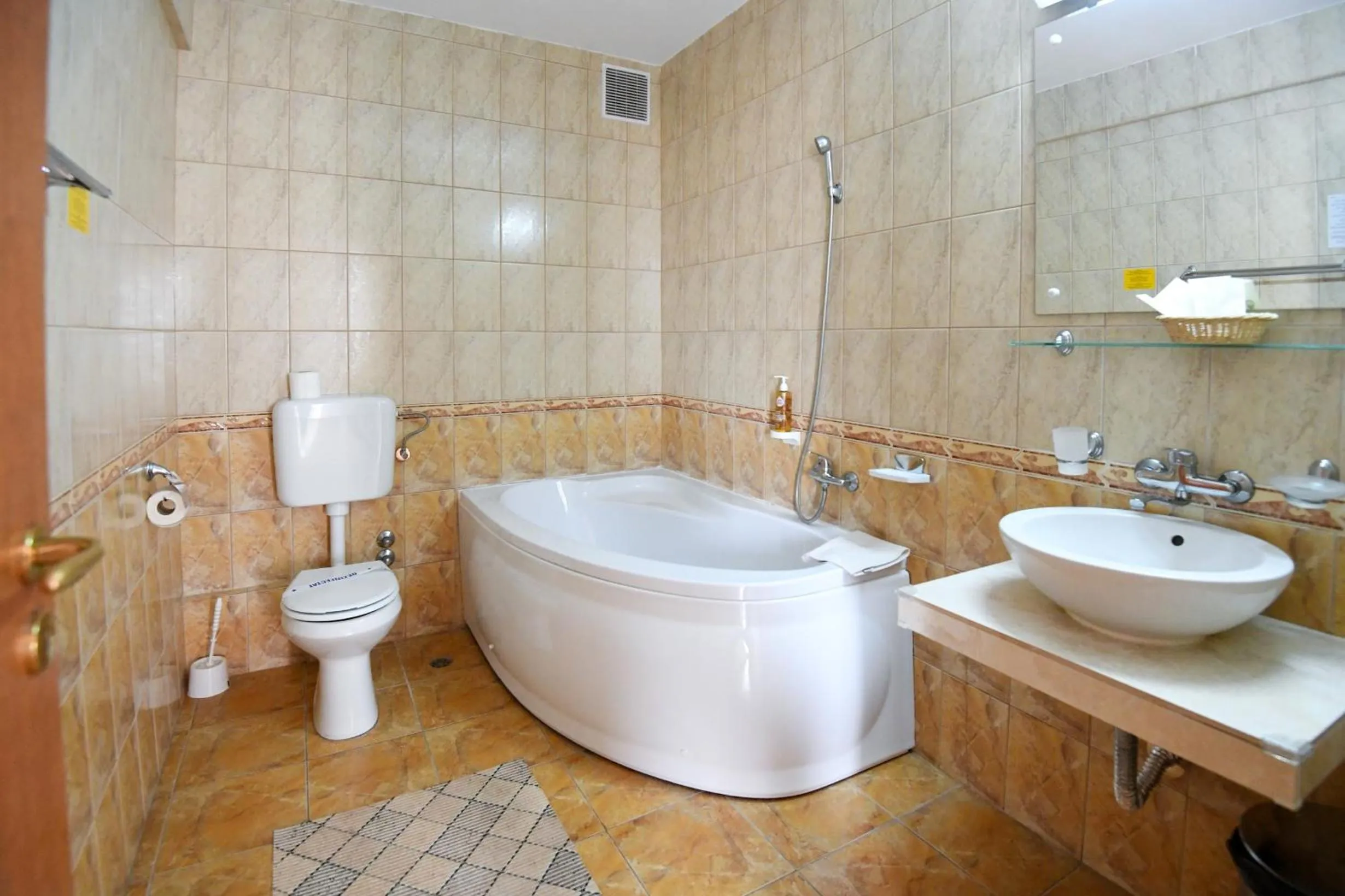 Complex Modern All Inclusive