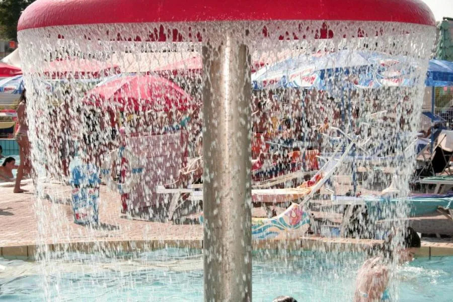 Hotel Annarita-mezza pensione plus- spiaggia inclusa