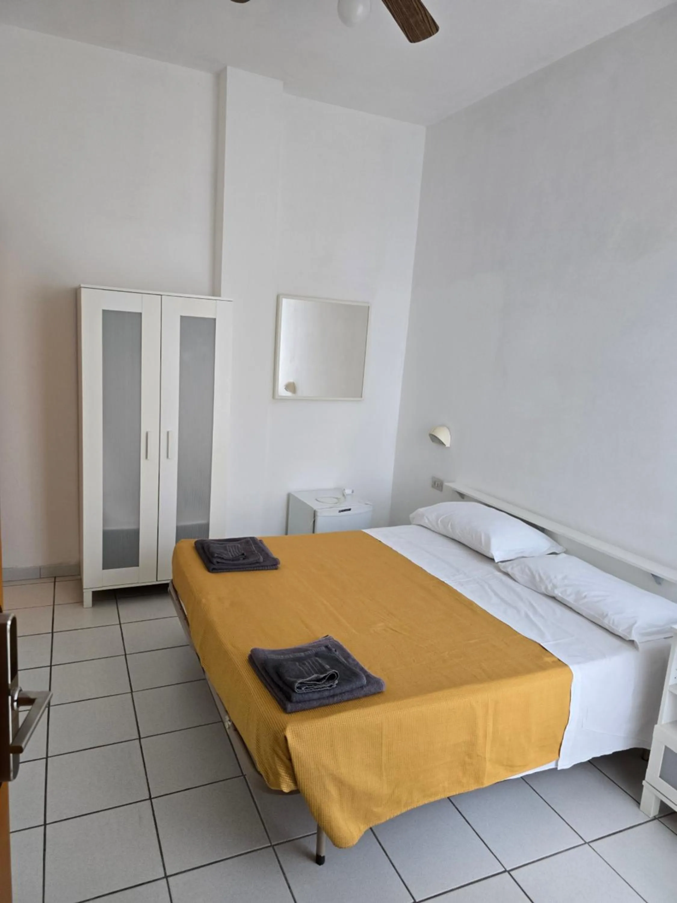 Hotel Annarita-mezza pensione plus- spiaggia inclusa