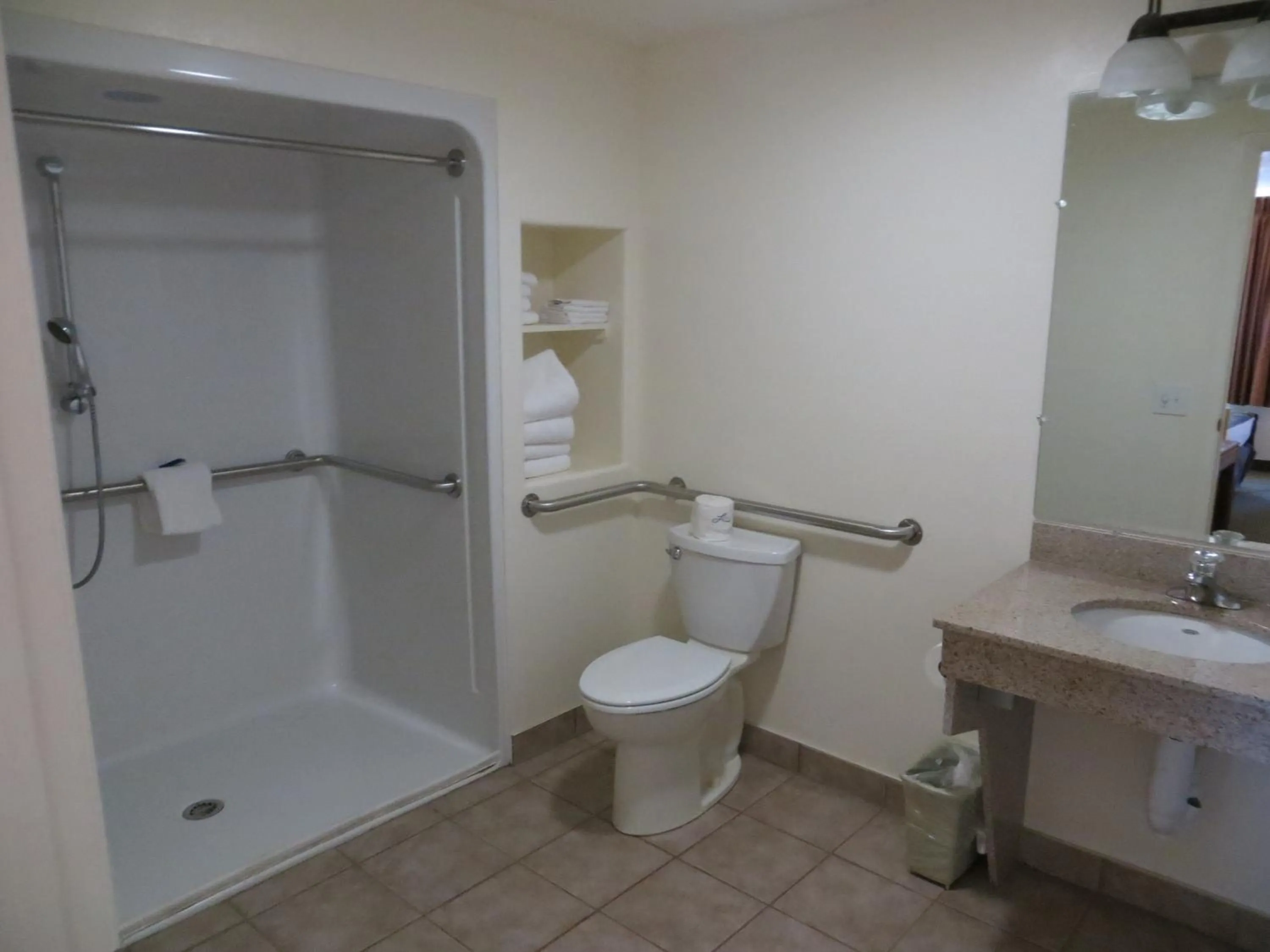 Bathroom in Bryce View Lodge Part of the Ruby's Inn Resort