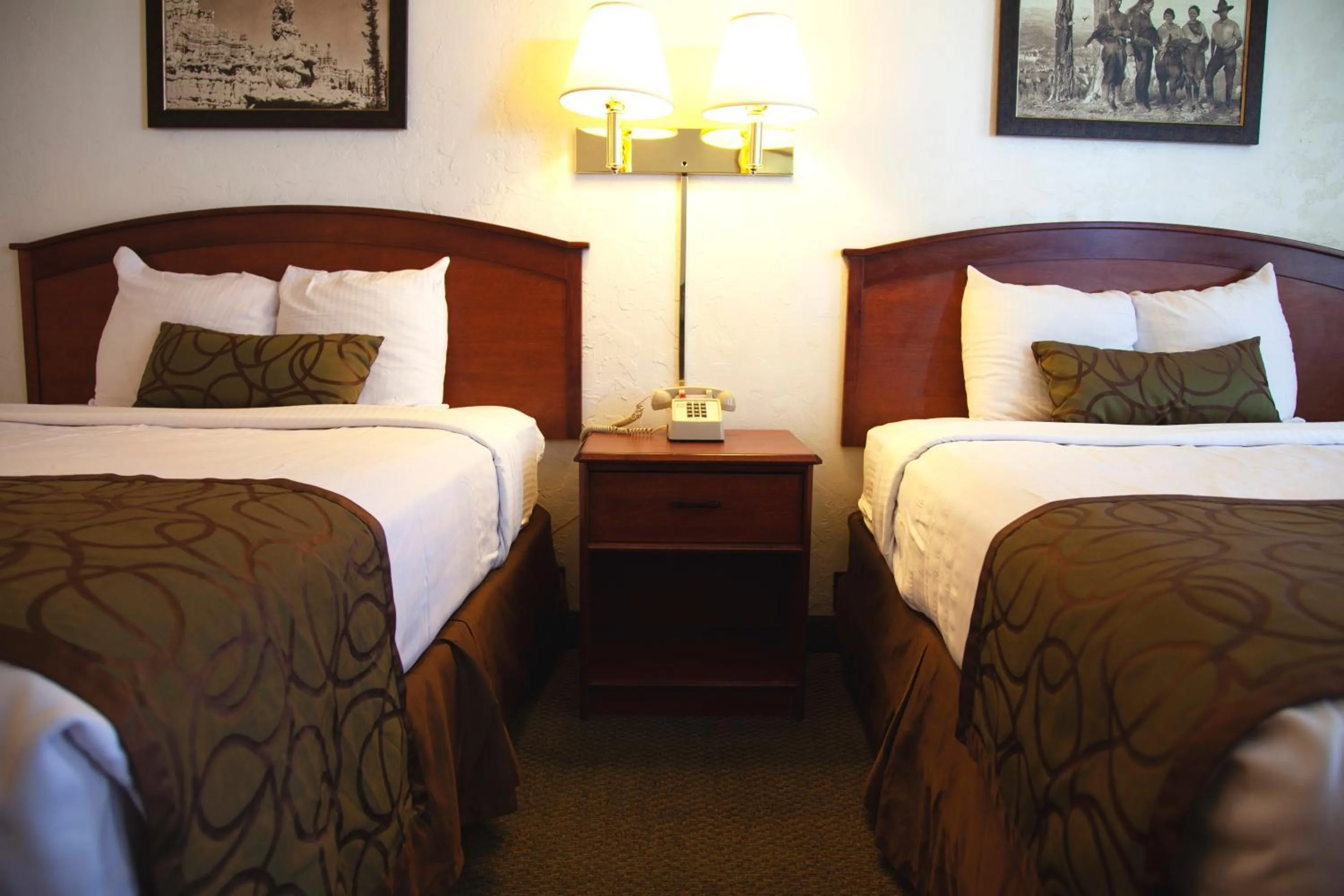 Bed in Bryce View Lodge Part of the Ruby's Inn Resort