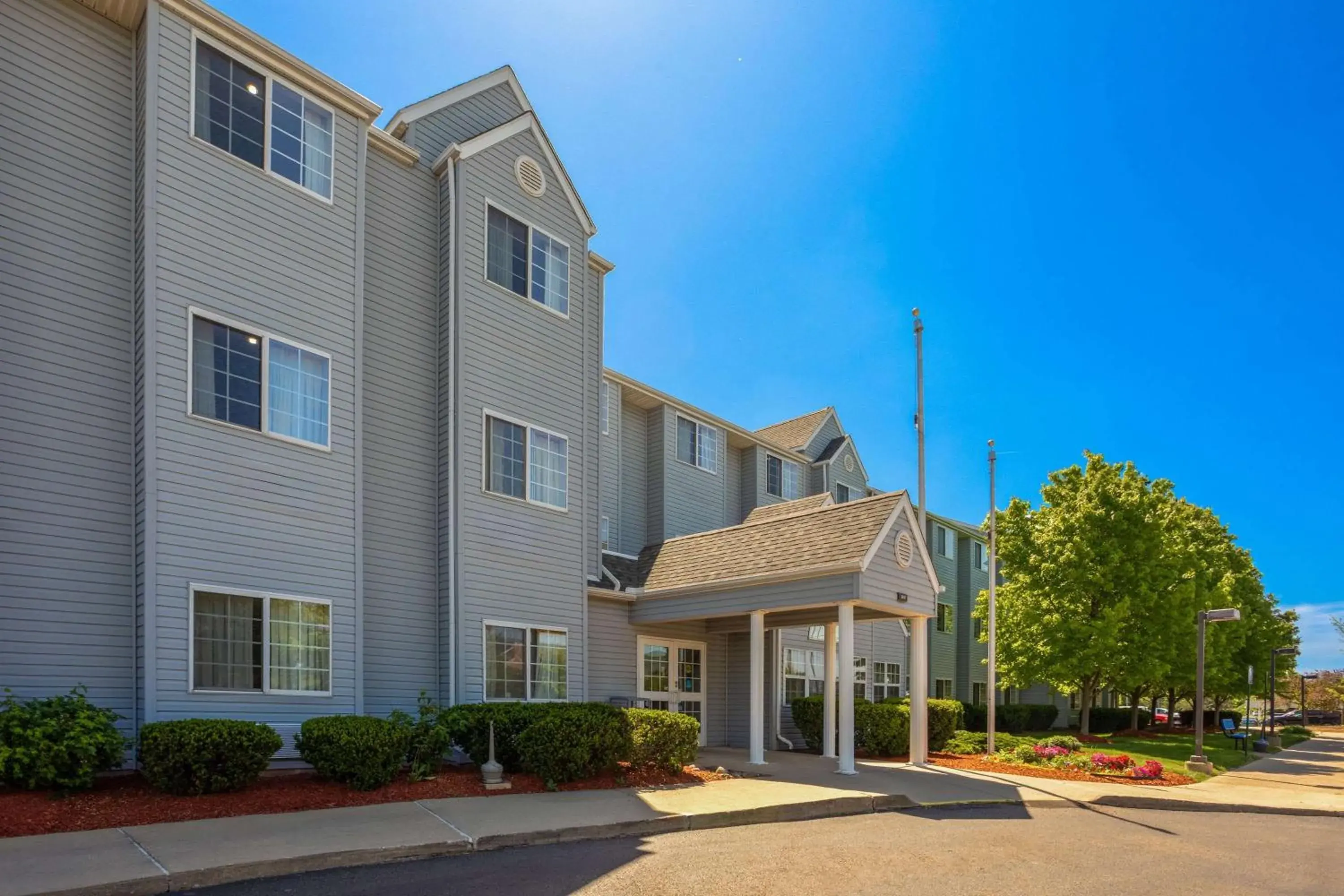 Property building in Microtel Inn & Suites by Wyndham Ann Arbor Property building in Microtel Inn & Suites by Wyndham Ann Arbor