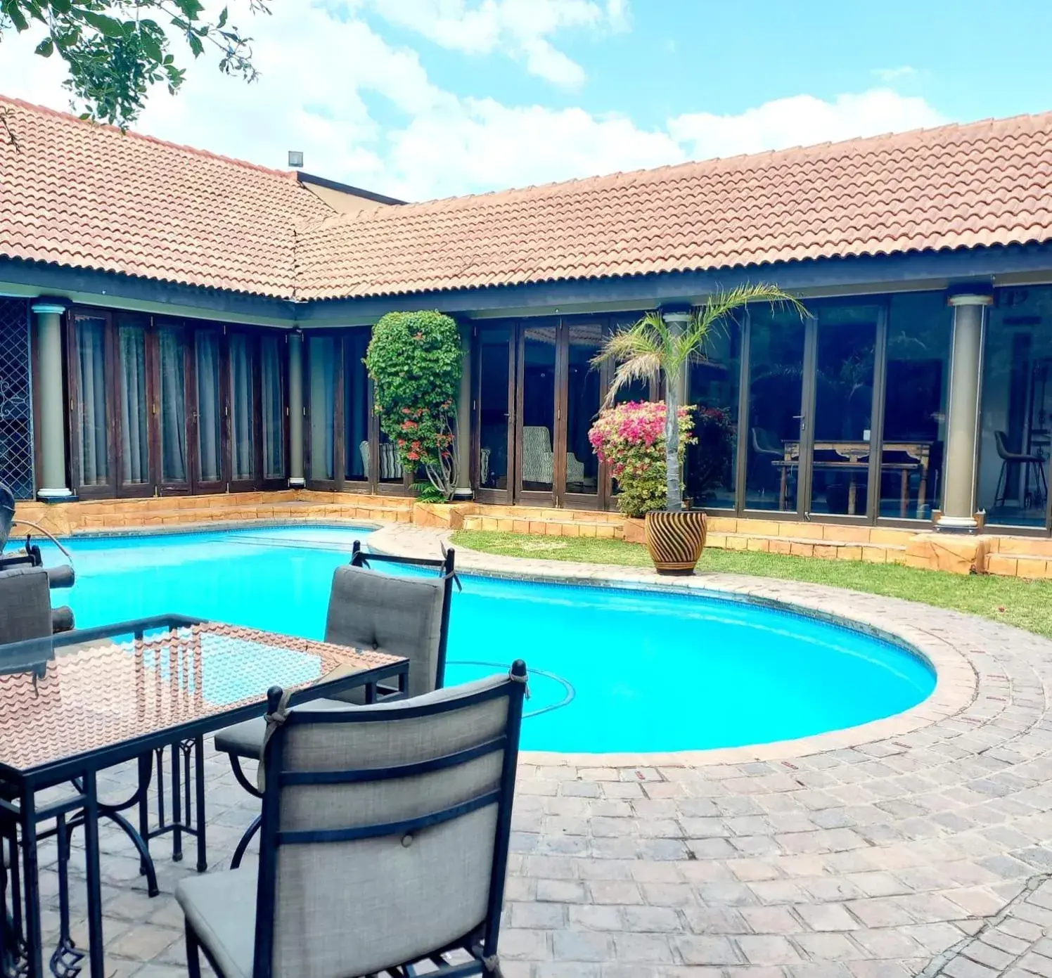 Swimming pool in Midrand Conference Centre Swimming pool in Midrand Conference Centre