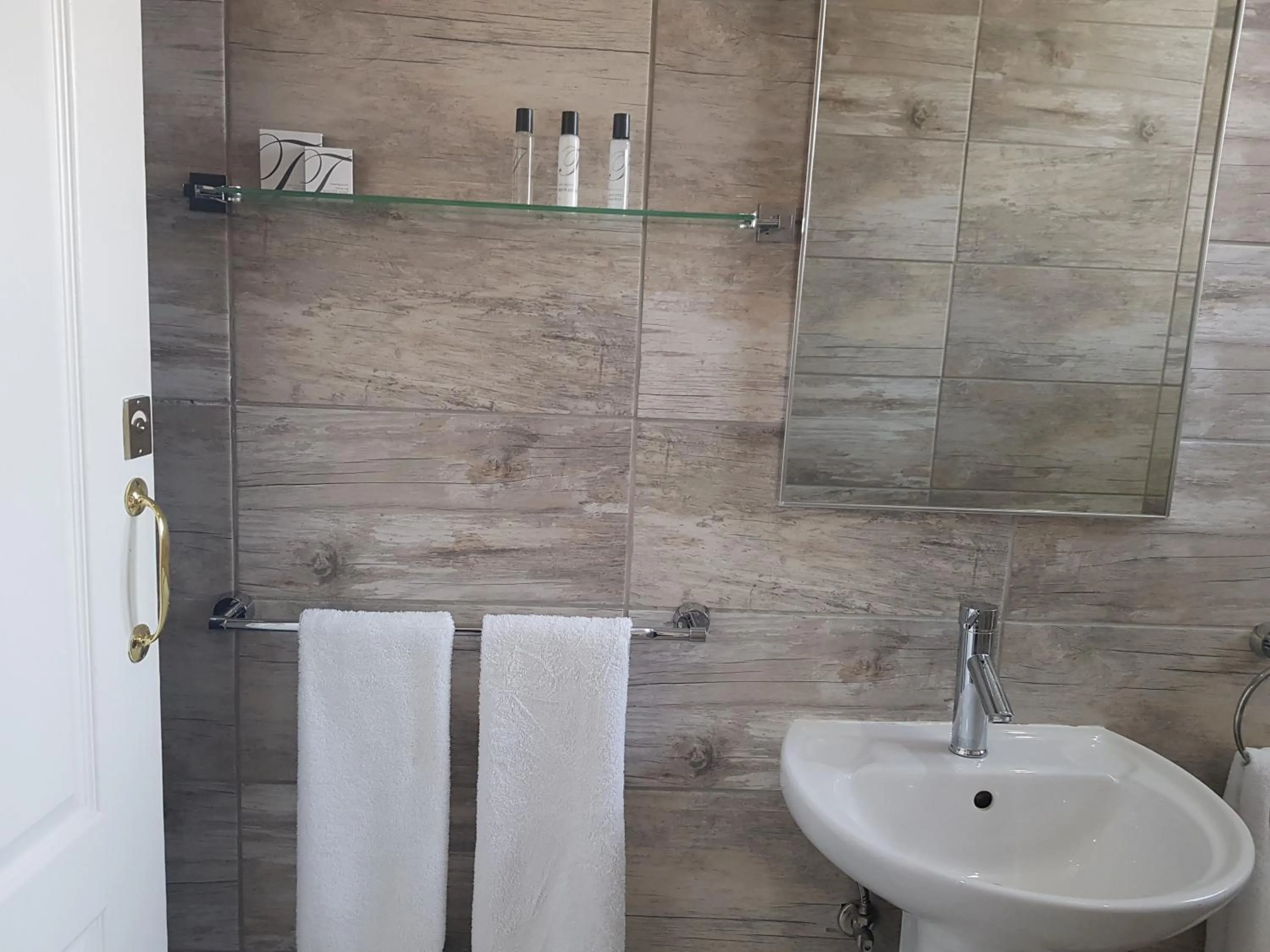 Bathroom in Midrand Conference Centre