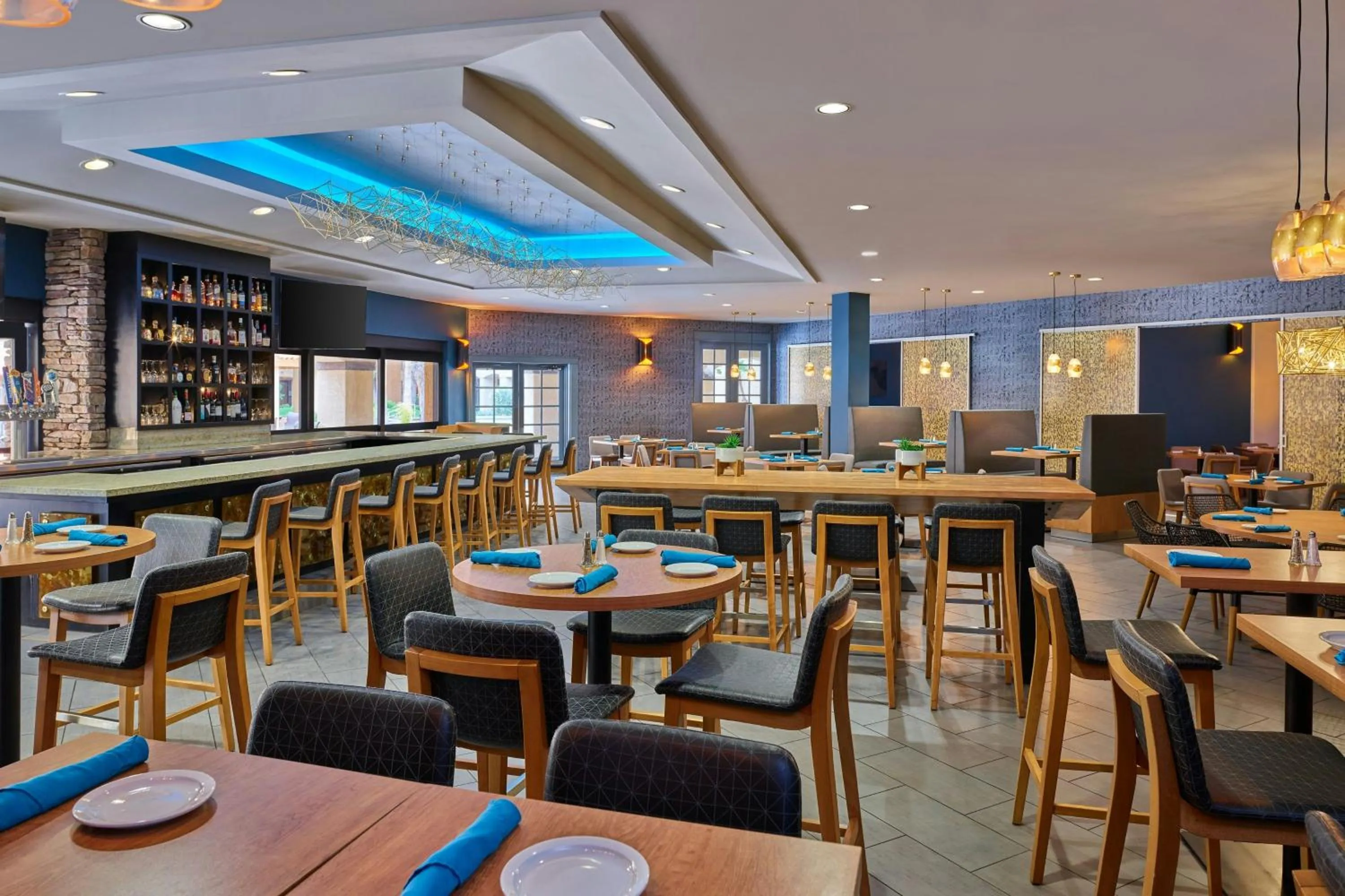 Restaurant/places to eat in Sheraton Tucson Hotel & Suites