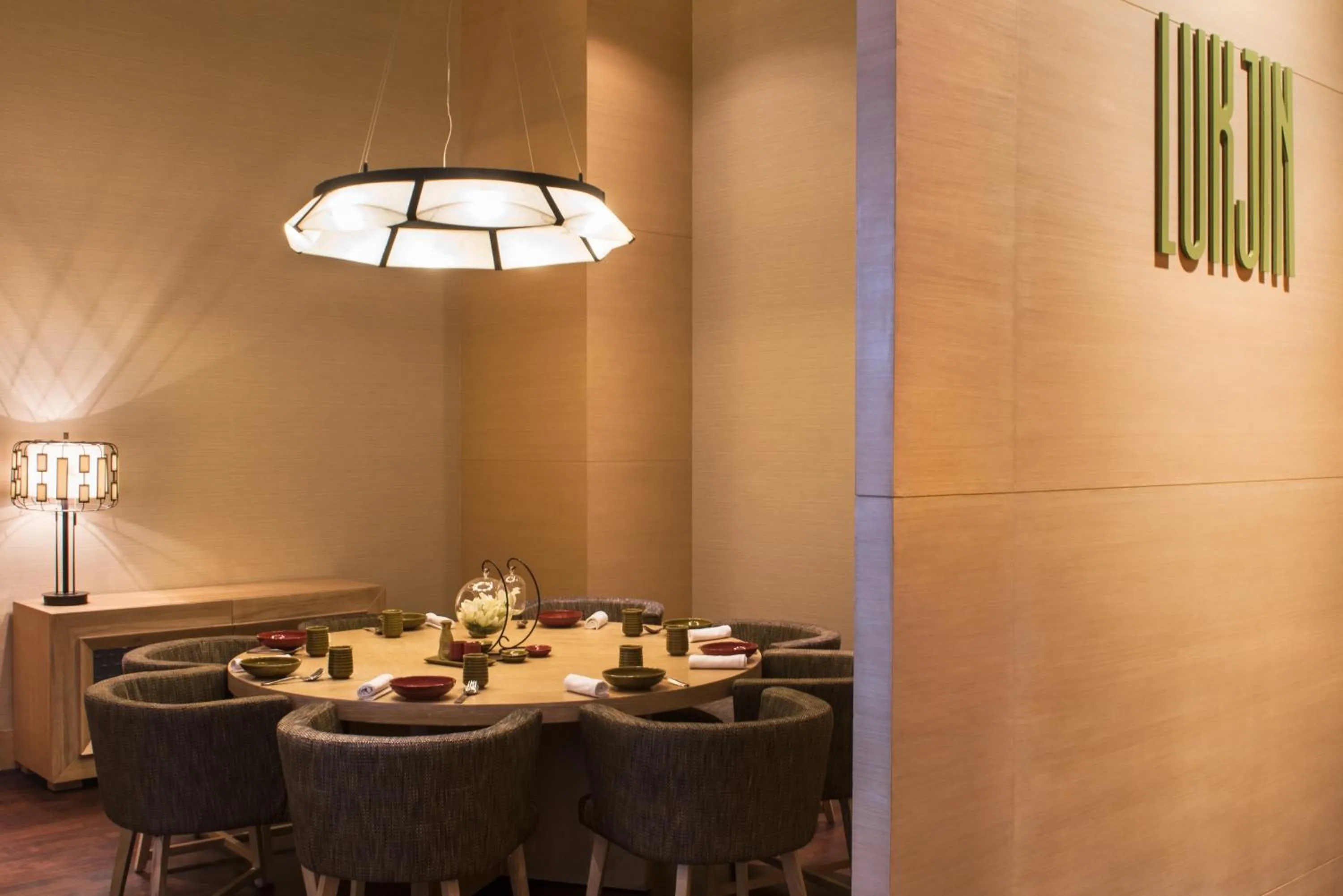 Restaurant/places to eat in Hyatt Regency Lucknow Gomti Nagar