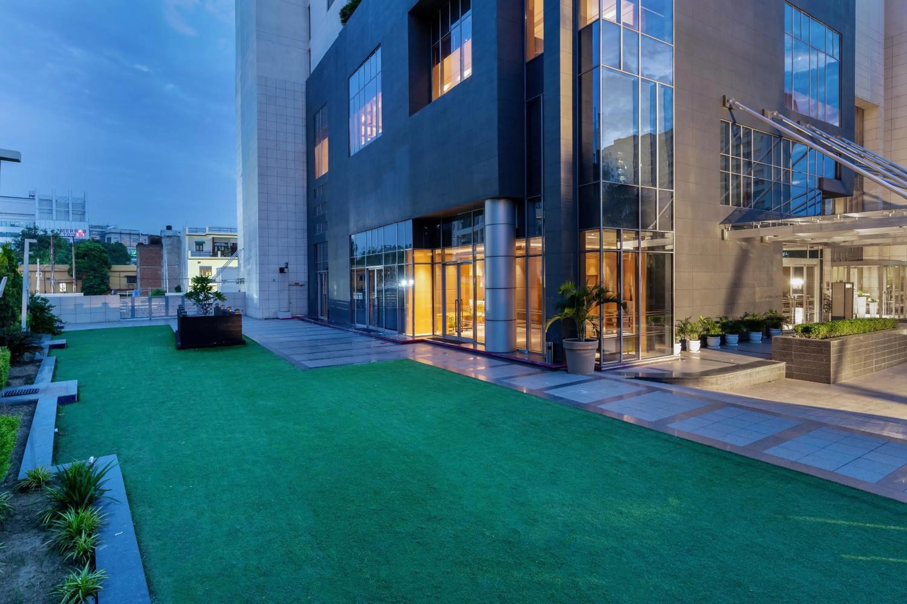 Garden in Hyatt Regency Lucknow Gomti Nagar