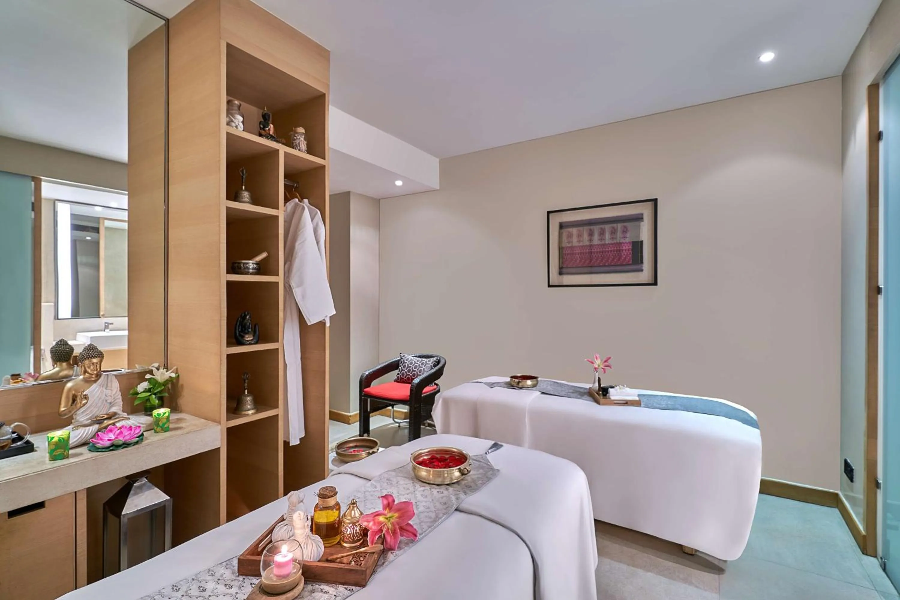Spa and wellness centre/facilities, Bed in Hyatt Regency Lucknow Gomti Nagar