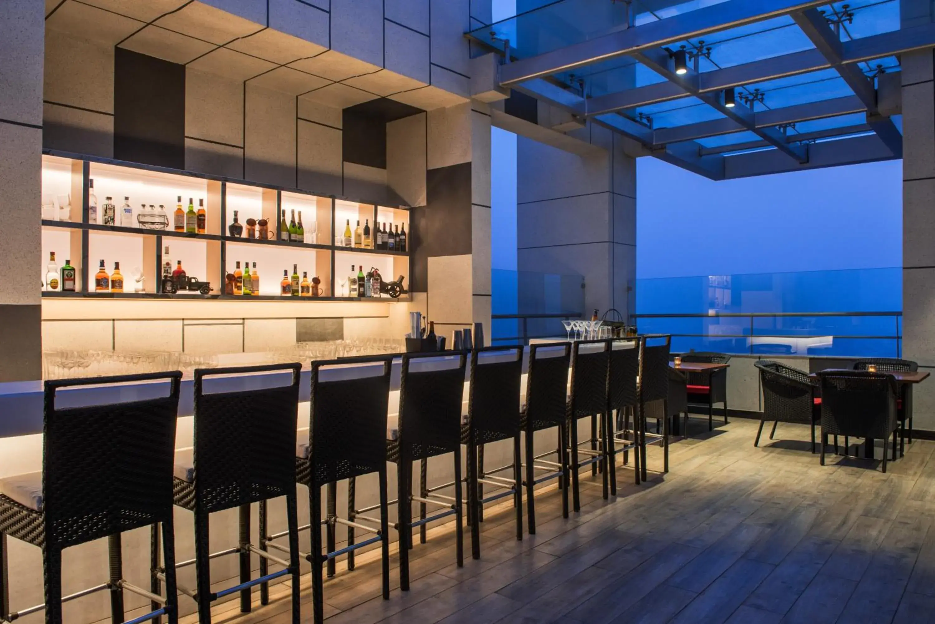Lounge or bar in Hyatt Regency Lucknow Gomti Nagar Lounge or bar in Hyatt Regency Lucknow Gomti Nagar