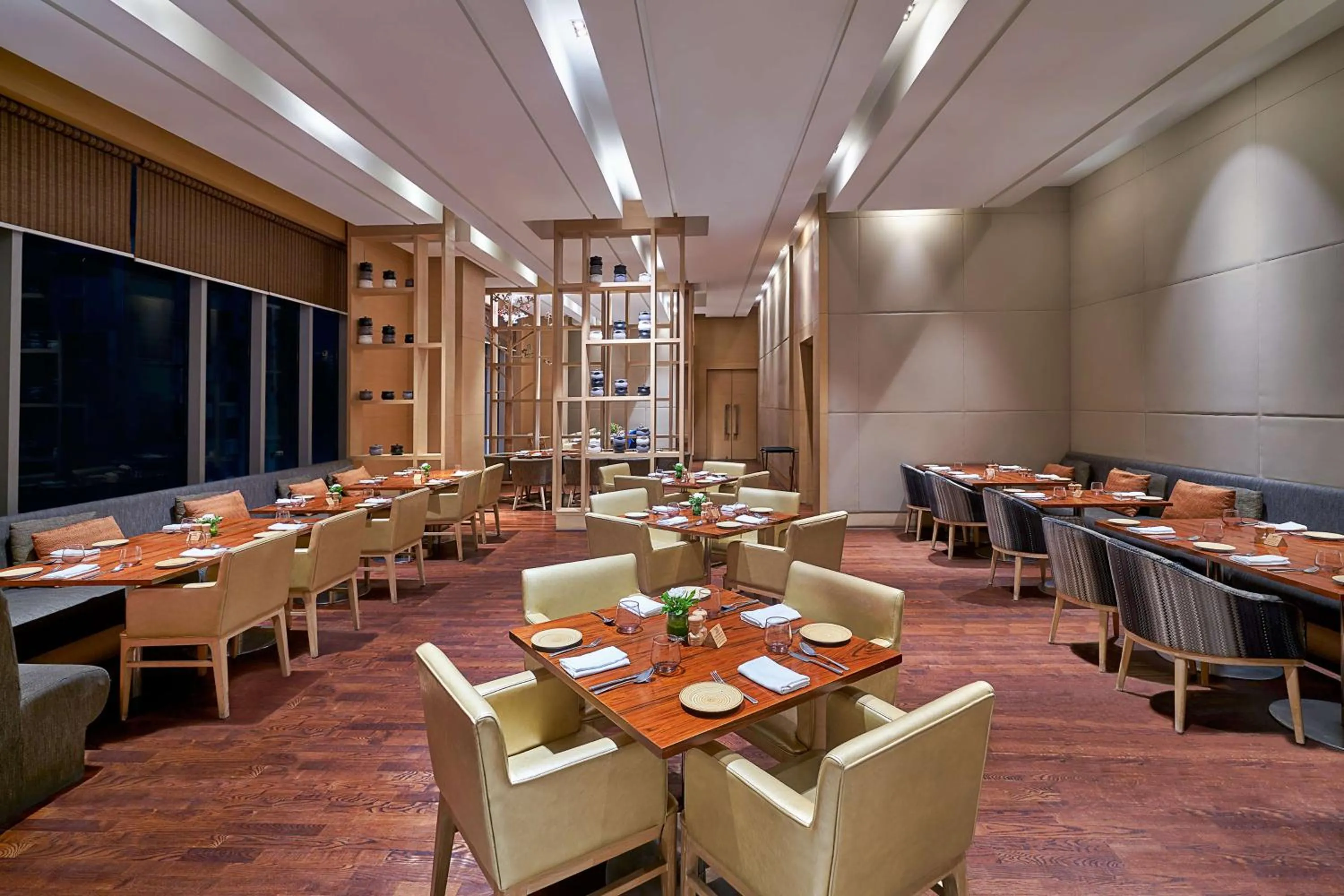 Restaurant/places to eat in Hyatt Regency Lucknow Gomti Nagar