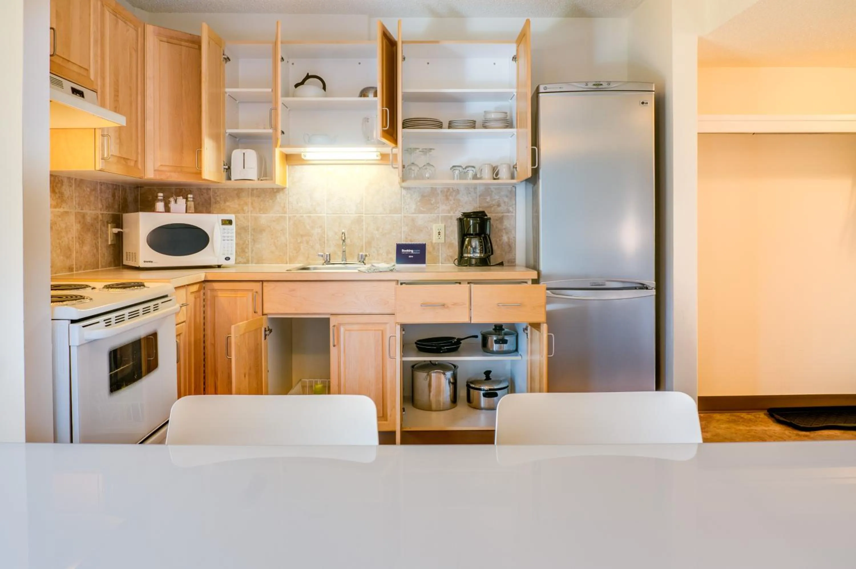 Kitchen or kitchenette in Rocky Mountain Ski Lodge