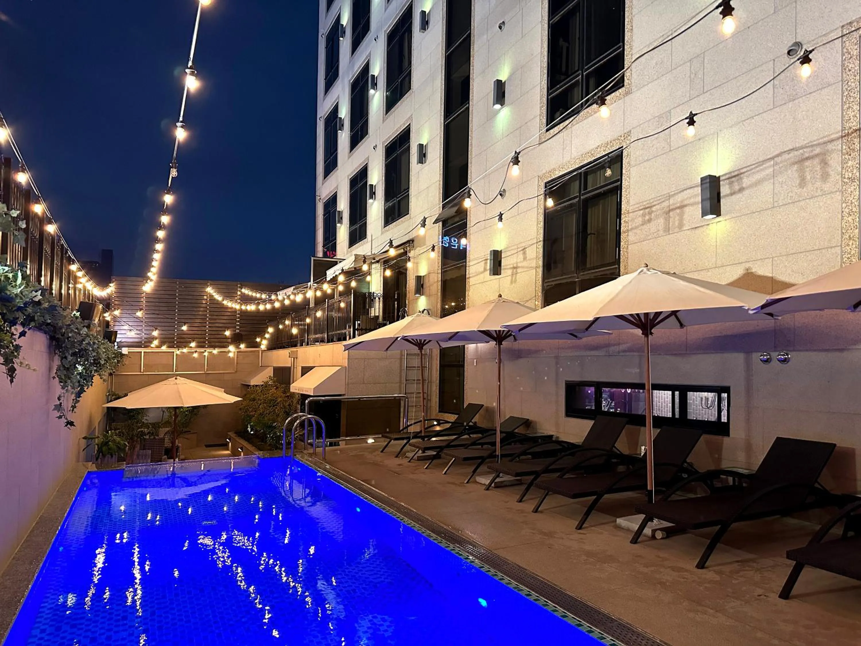 대구 2월 호텔 동성로점