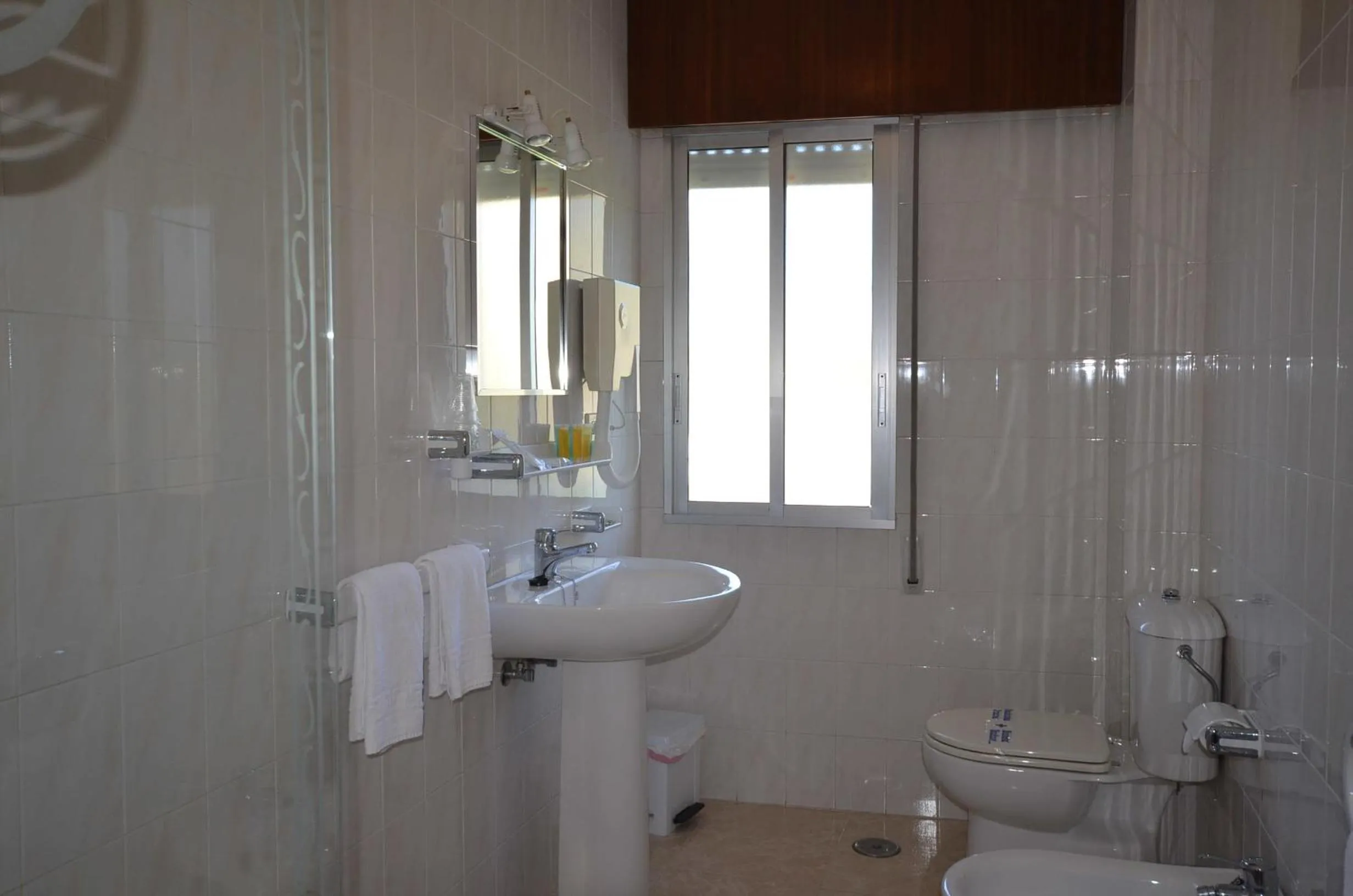Bathroom in Hotel Mar Azul